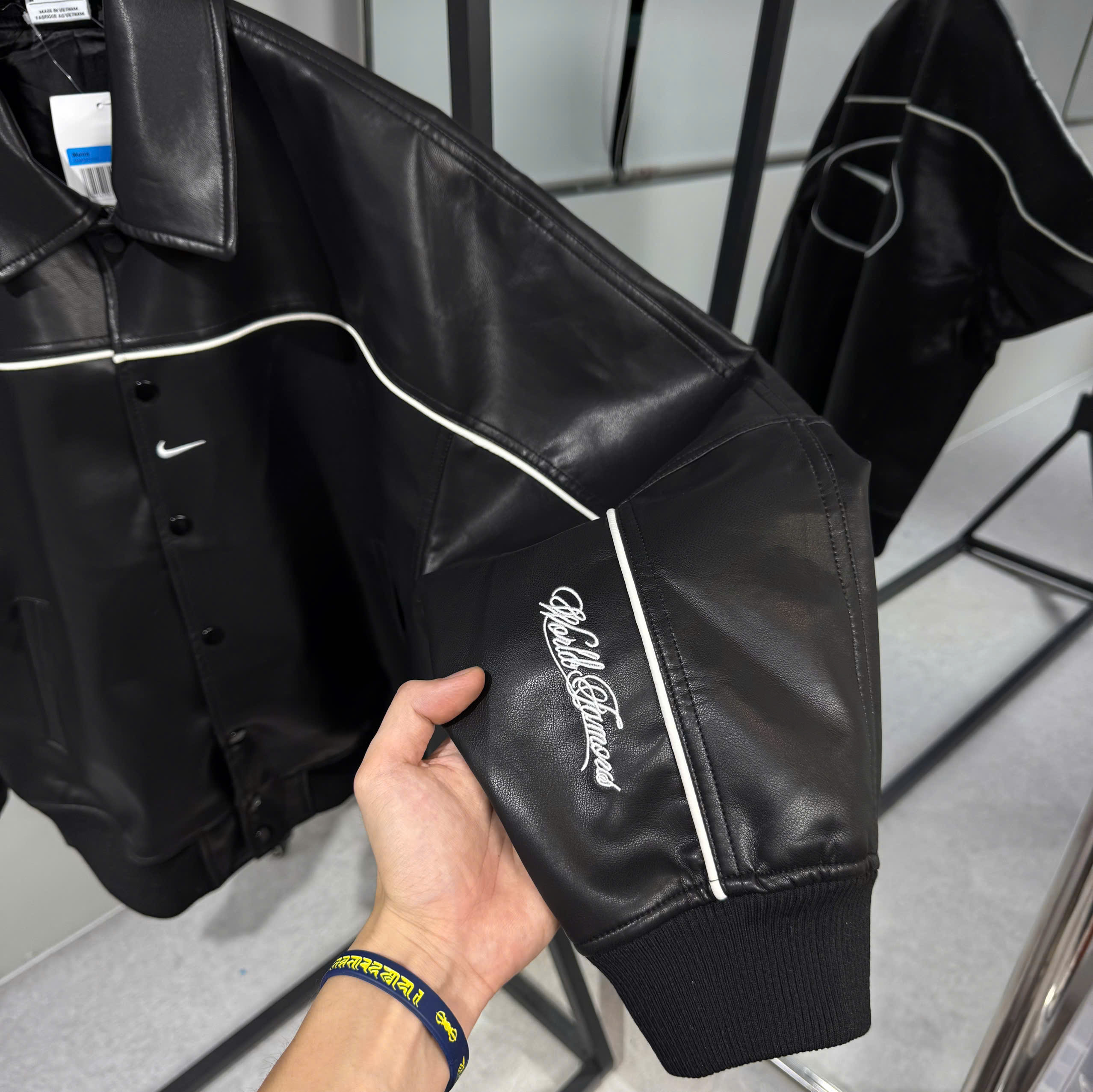 z7032191921980_921e7ece4a1e465edf728263f28e7f48