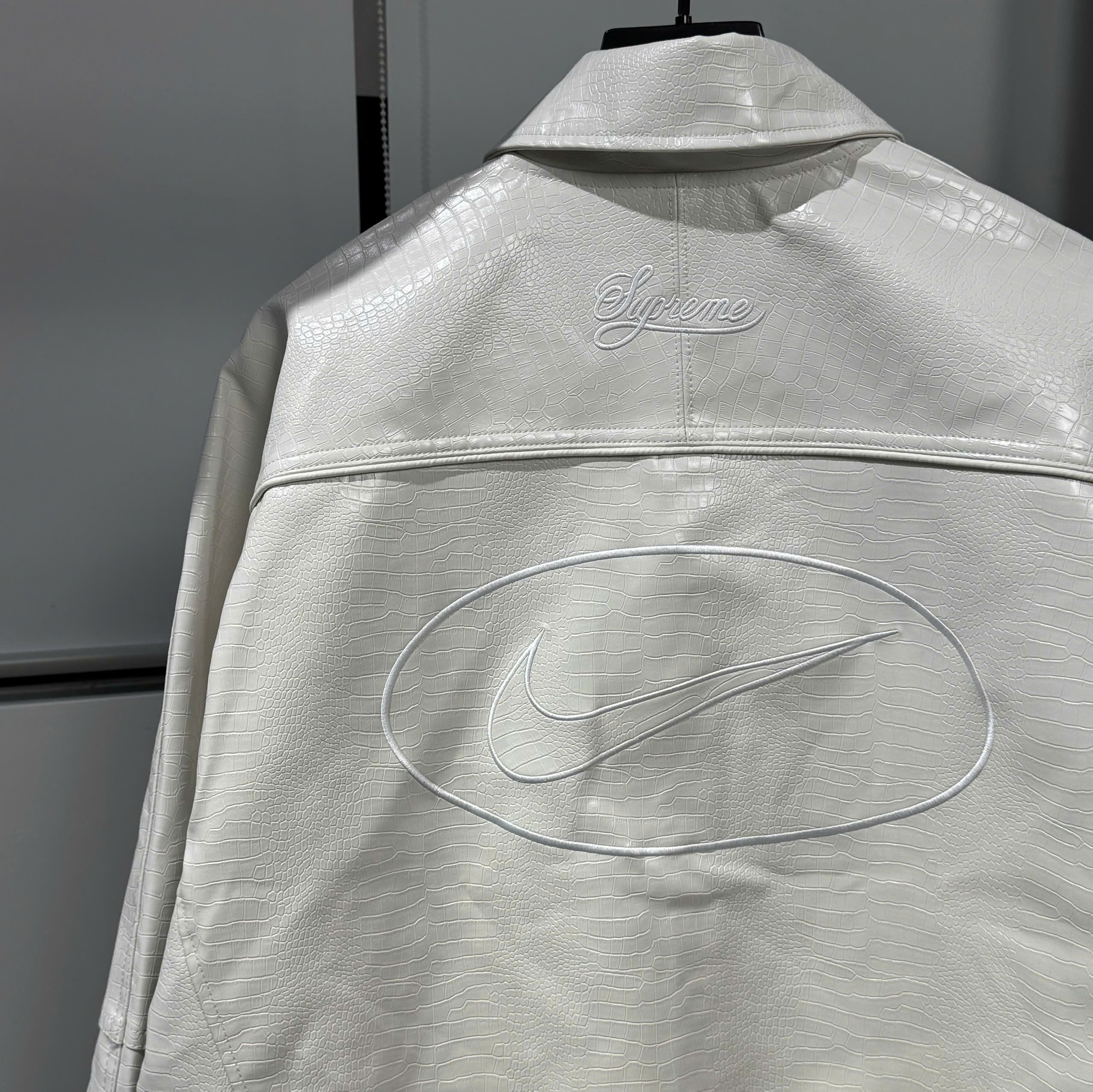 z7032192313917_15f9a424f9176e681c760ccc0581989b