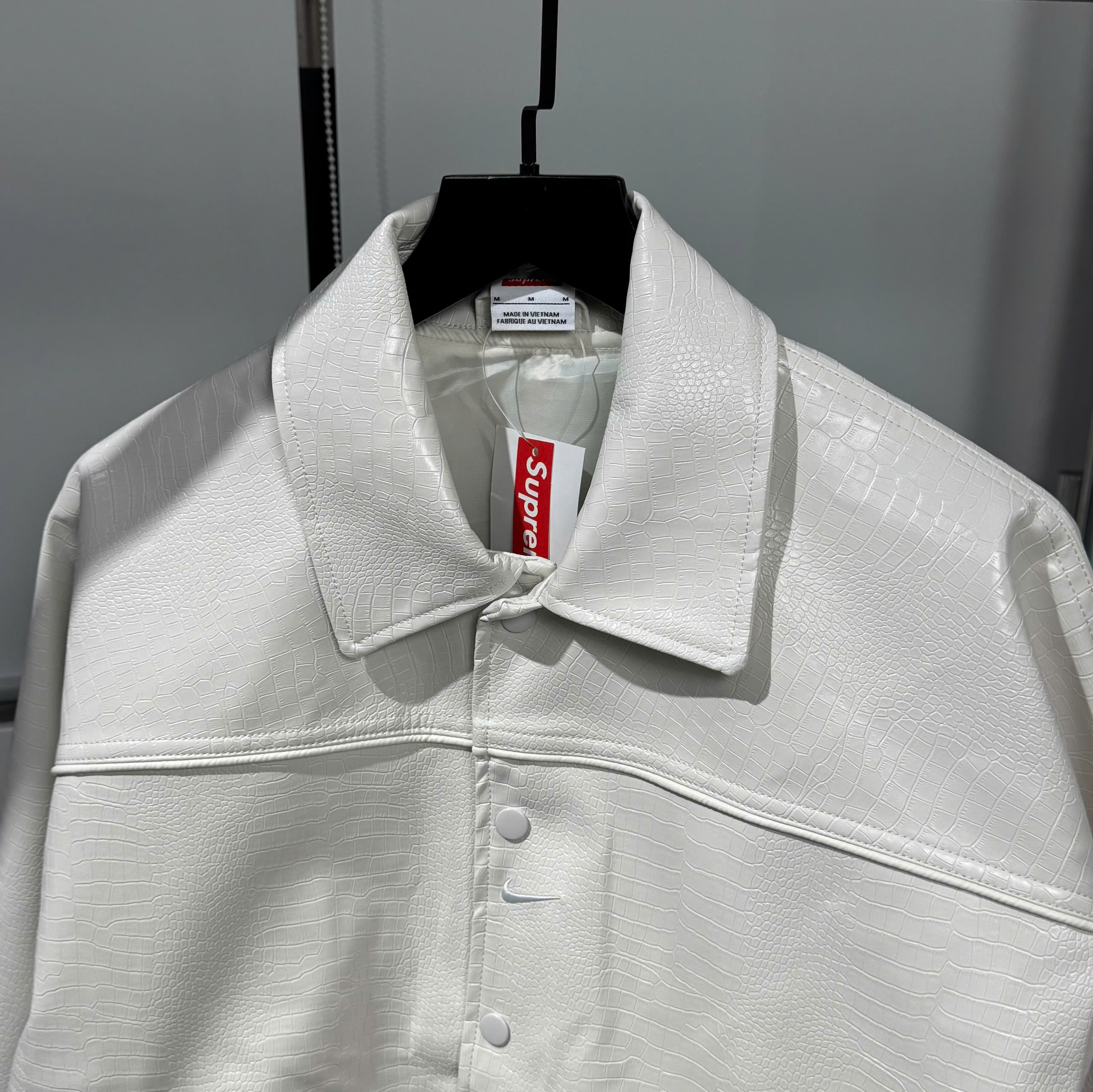 z7032192655671_dc4ced777429441a9069f73146fe6af6