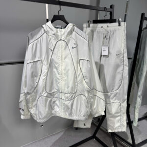 z7032197653137_732b16ecdfbdc74204f751ca75dbea66