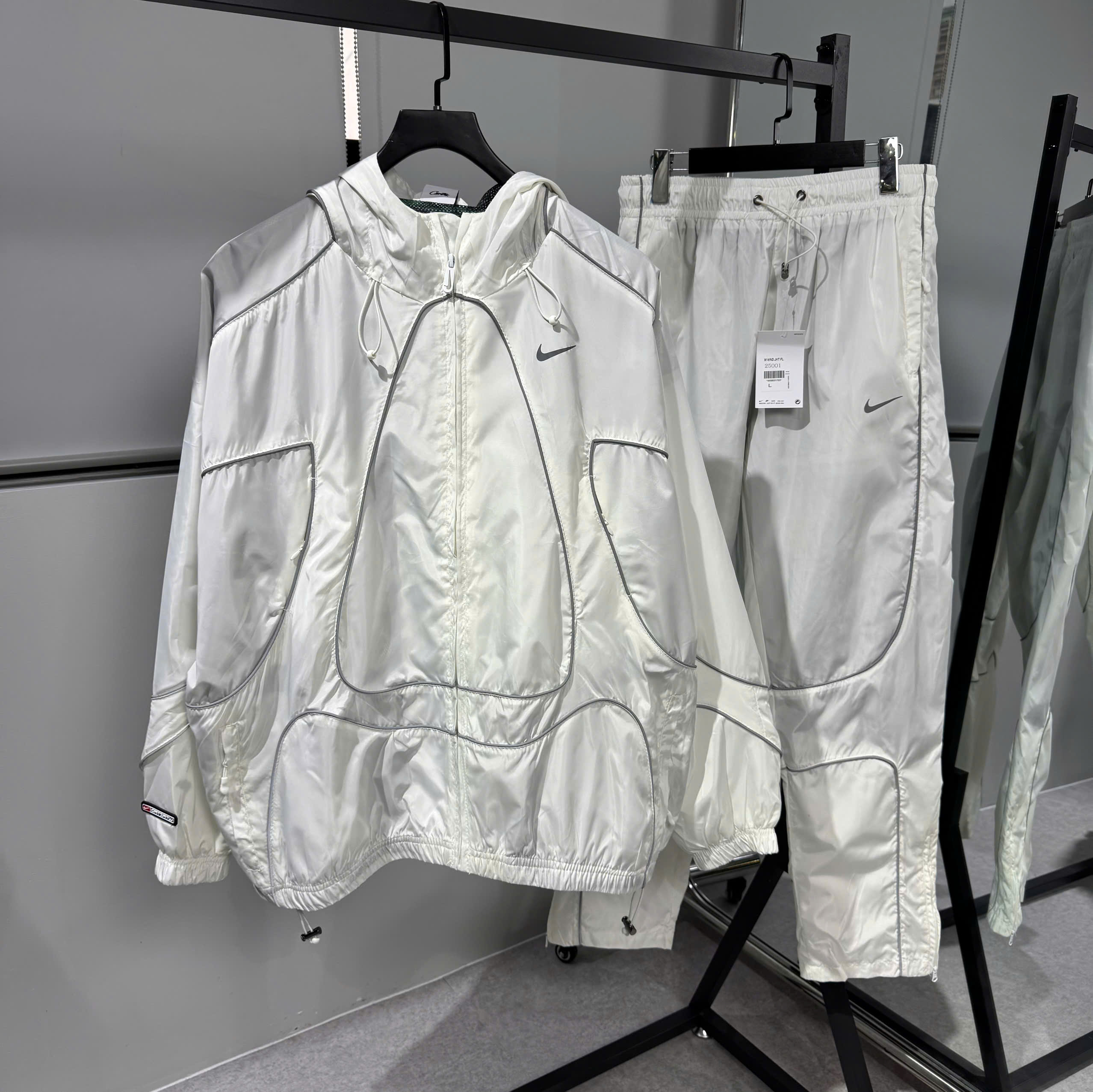 z7032197653137_732b16ecdfbdc74204f751ca75dbea66