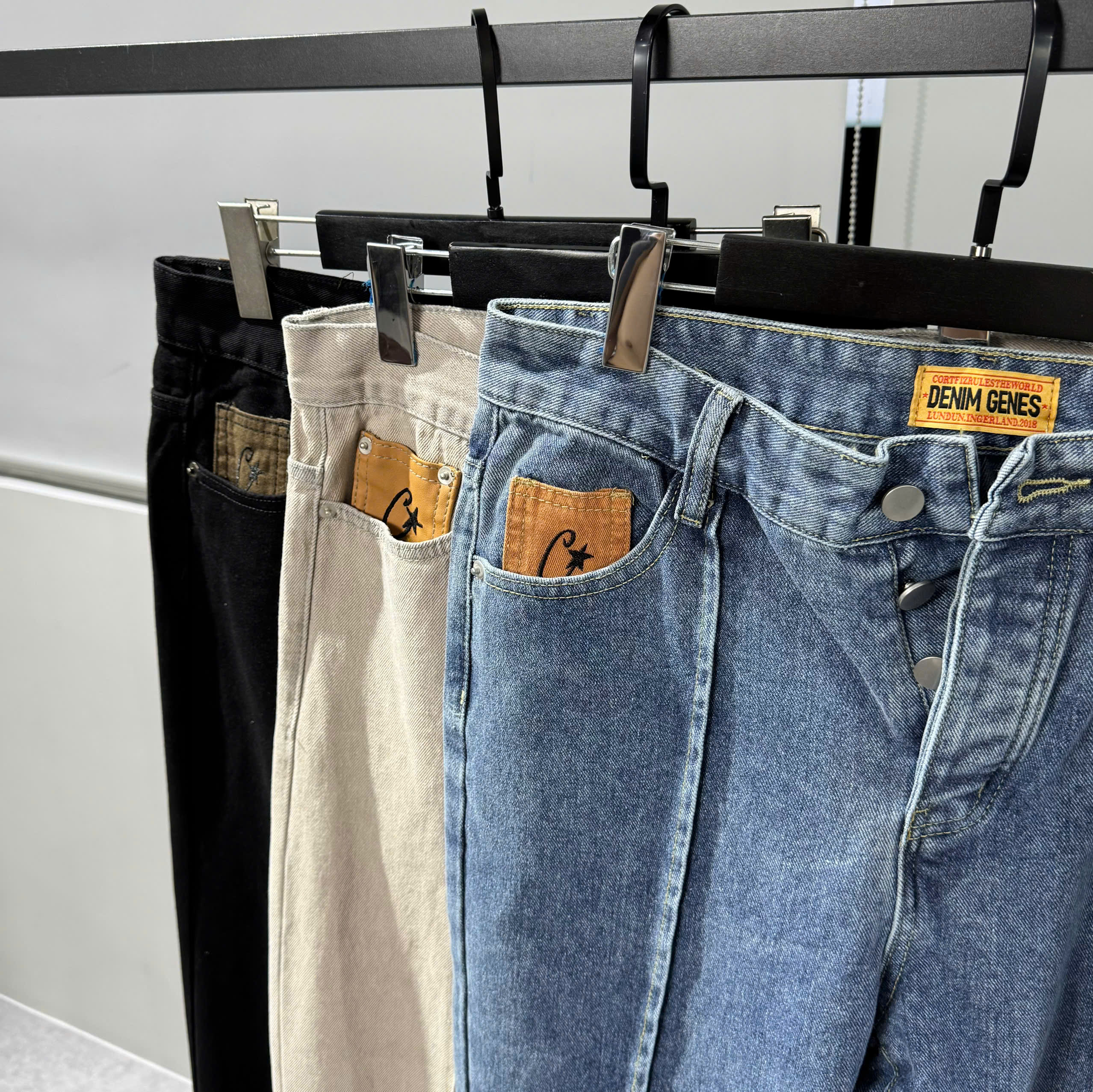 z7032202005803_2e692420db491393b8cce5f28a747df1