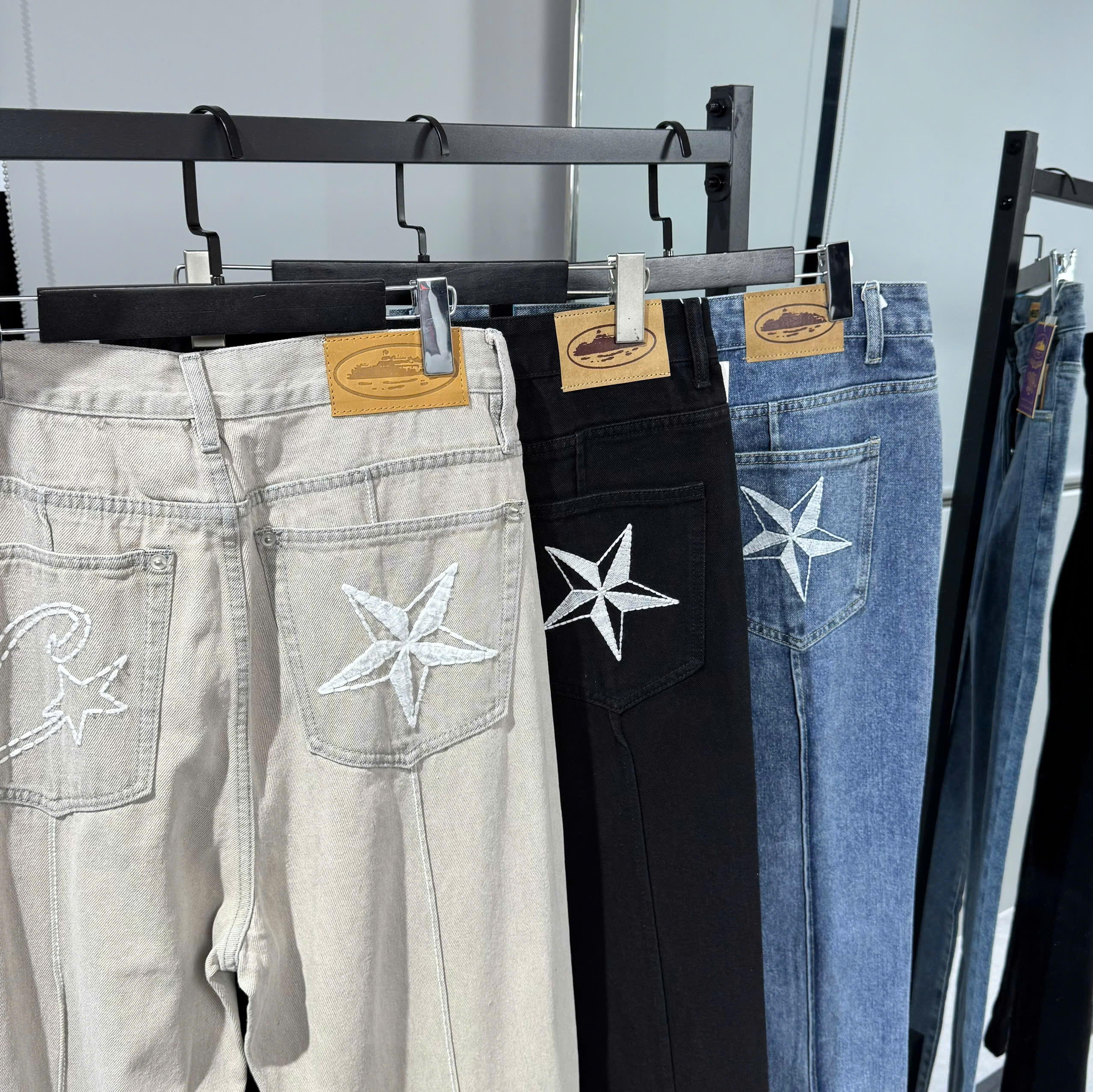 z7032202160744_d9f626ed4b2ba963bf697f527b116c35