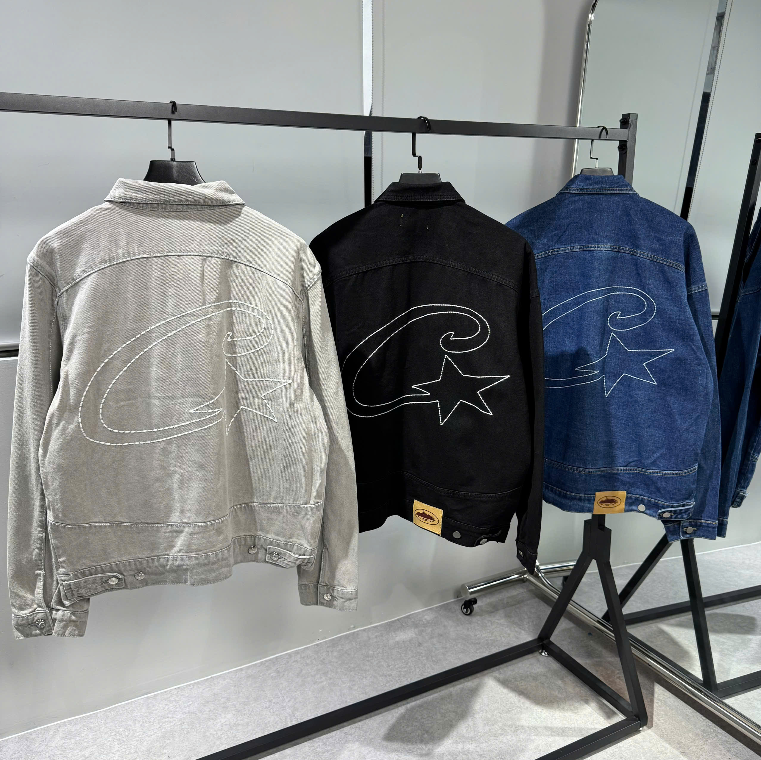 z7032202805839_ae30dda756c20582a2a4f87f9fe643ab