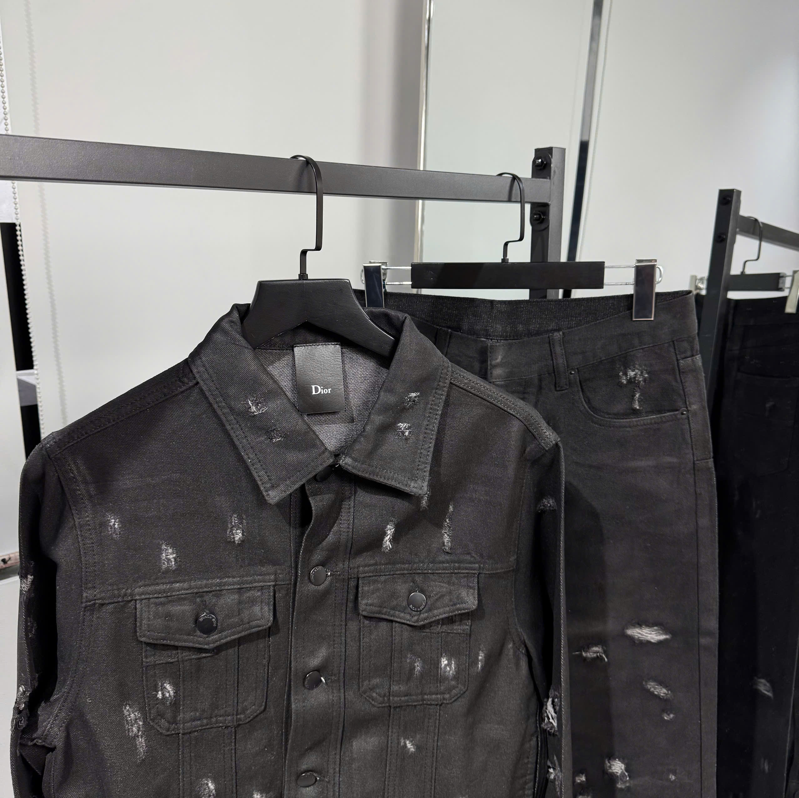 z7032206765439_6aa89671c29ca223ace8d0ac049572e5