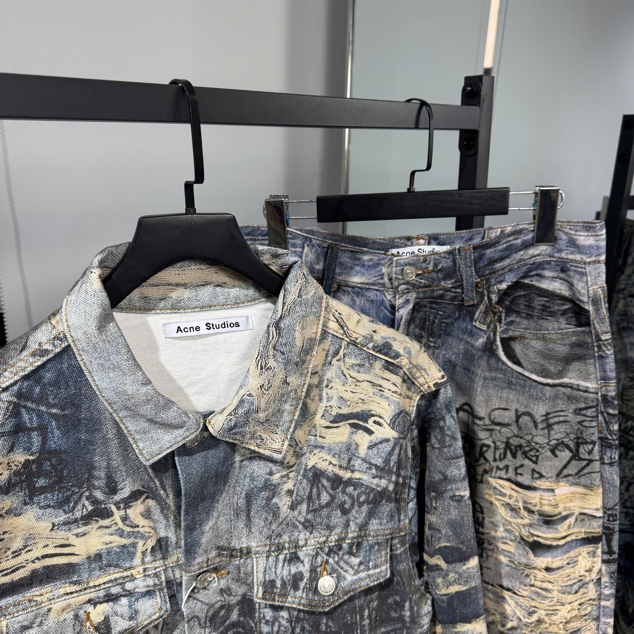 z7032207557444_dfb480d77b8af9e7e4652e55c6795855