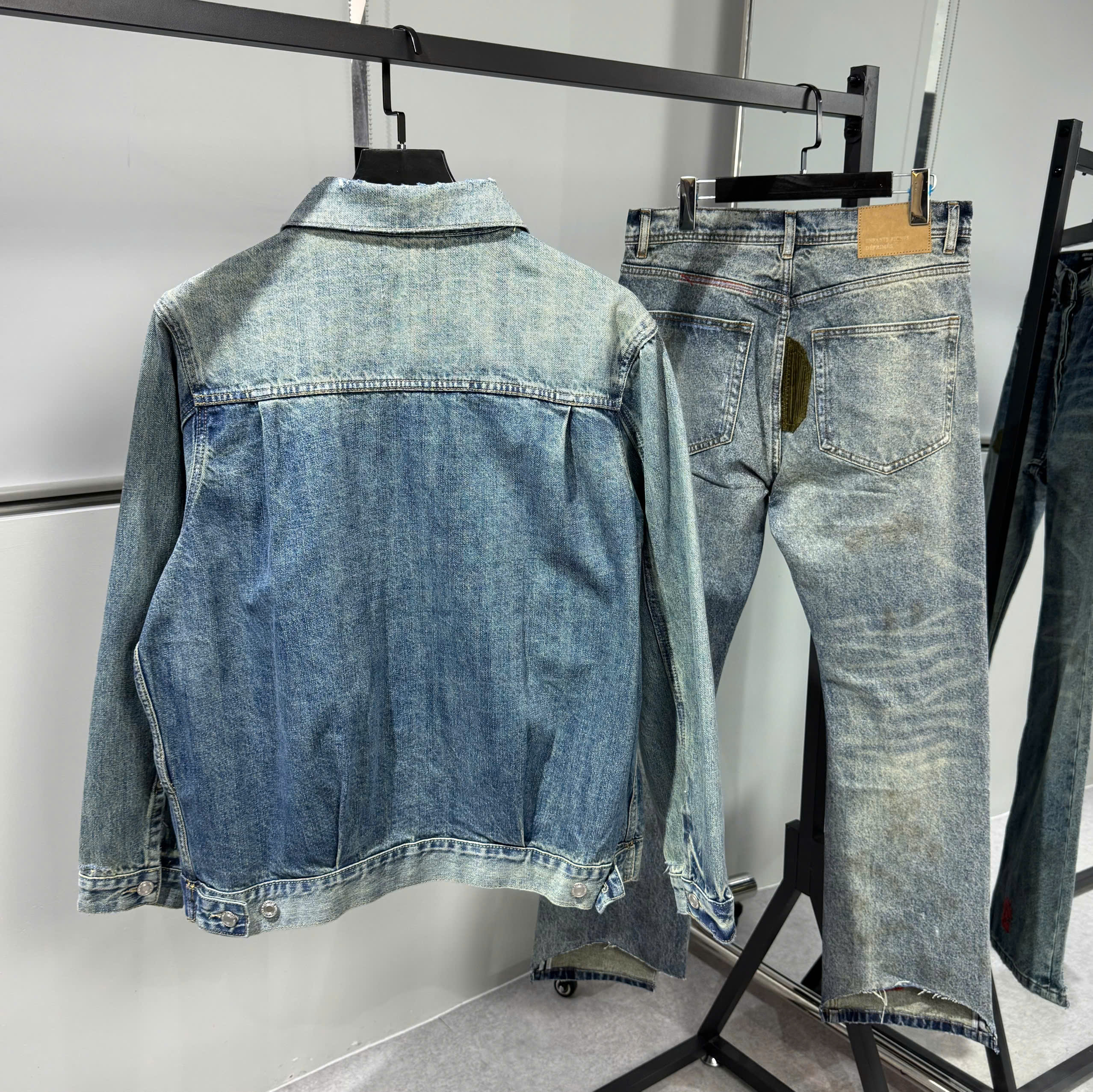 z7032208336687_75a30142a4a74e6d6d0e213d890e5cfb