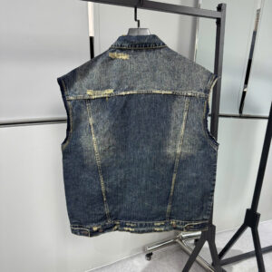 z7032209349353_36f3b43484614fe10aedb52e06261f71