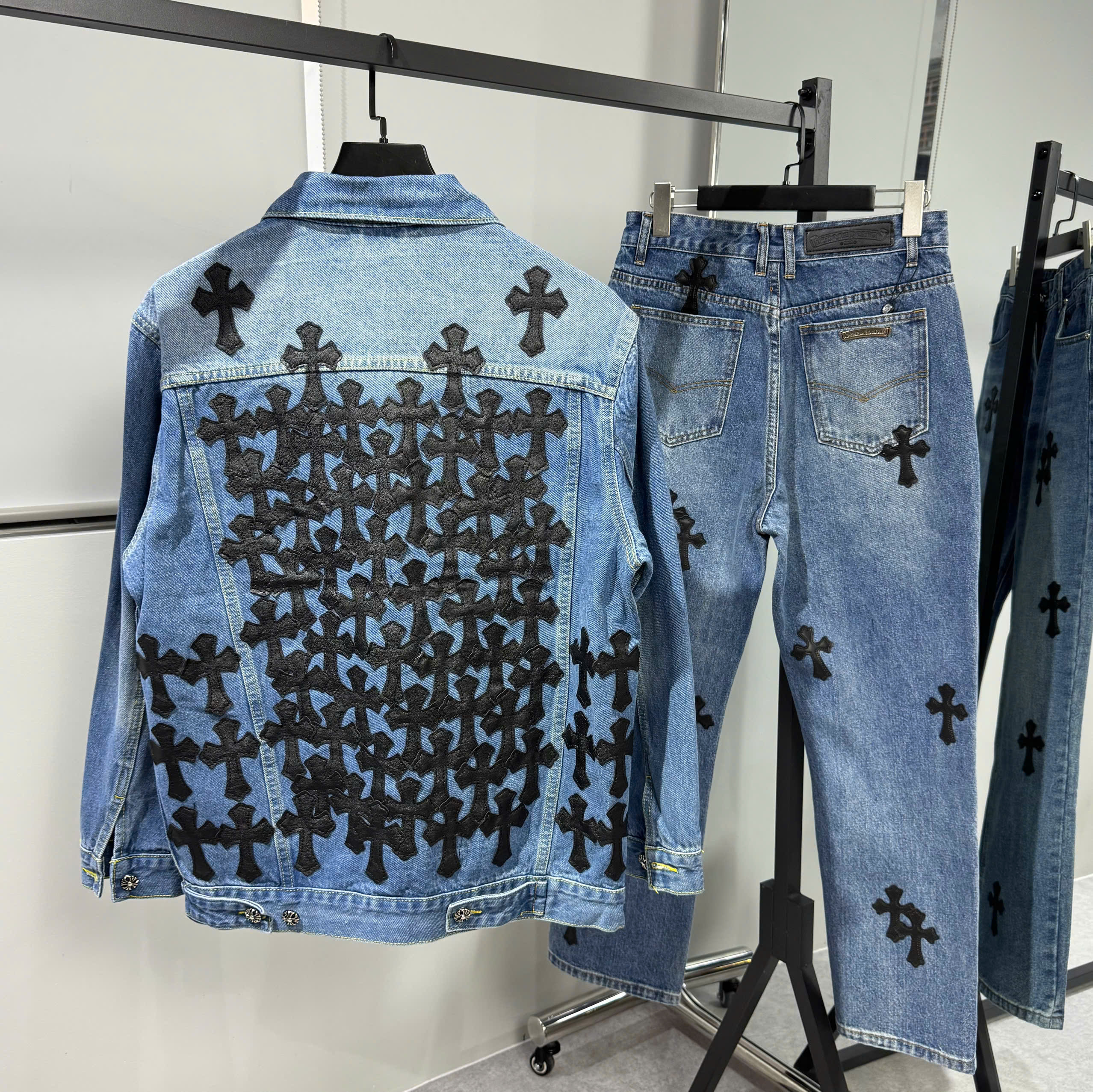 z7032215718196_ac7be7bf5c33ea5d6b2a1f7804ef9715