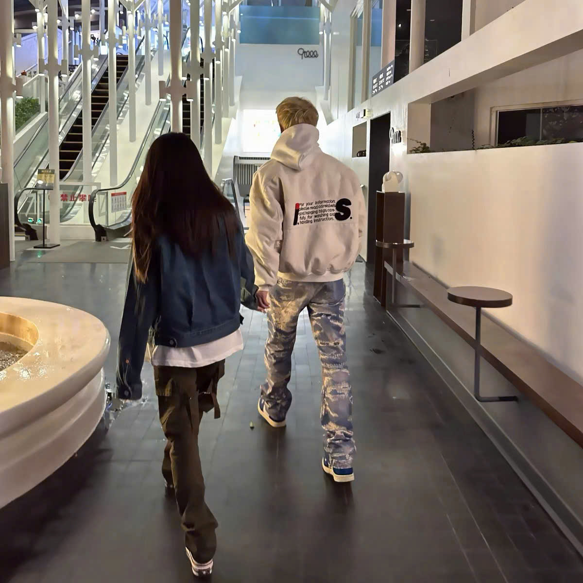 z7034846607970_7a57012502332ef17b1d29ee2432c60c