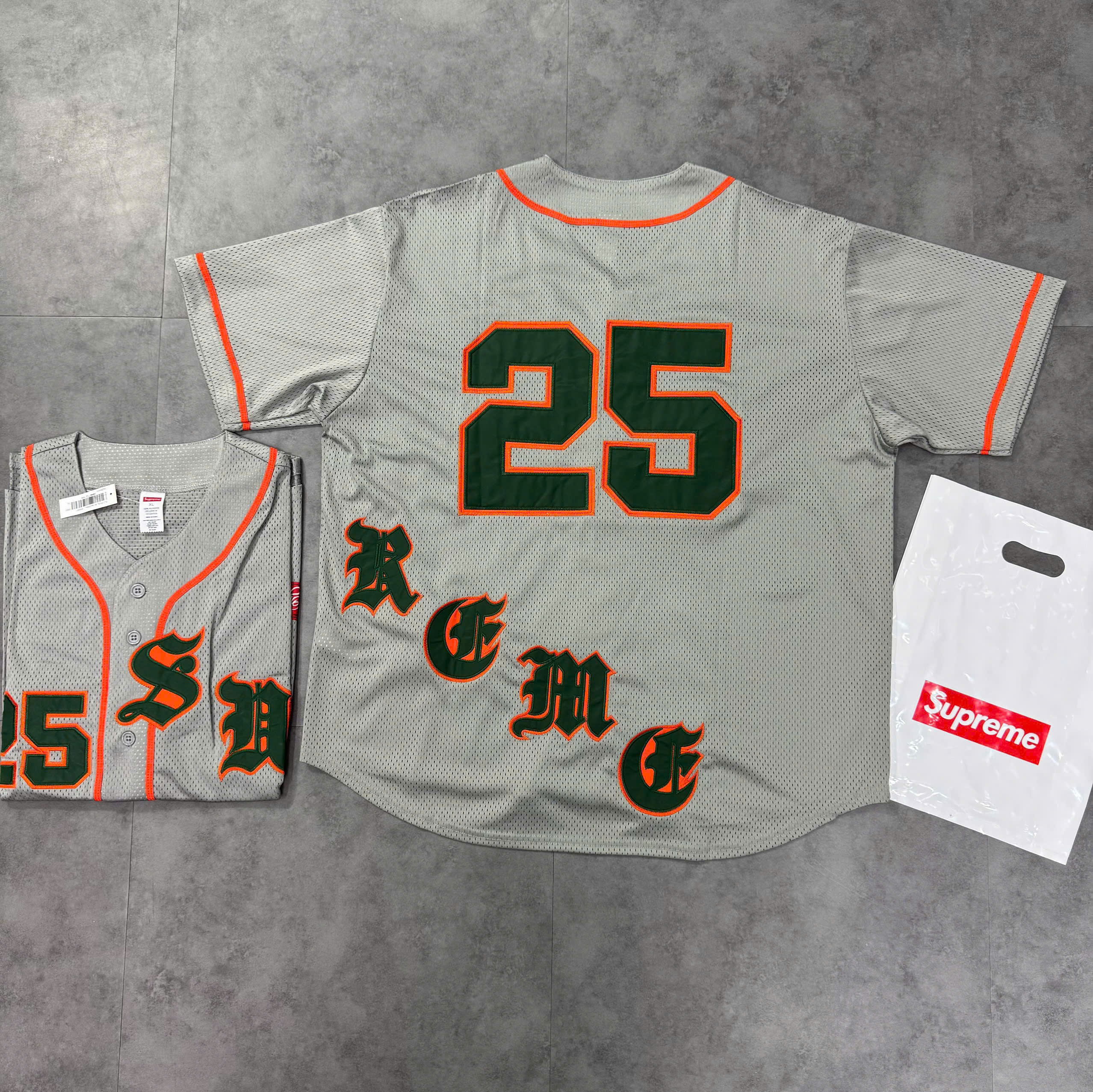 z7034859637092_3a2db490818bbceeaabd5b36fd13bd84