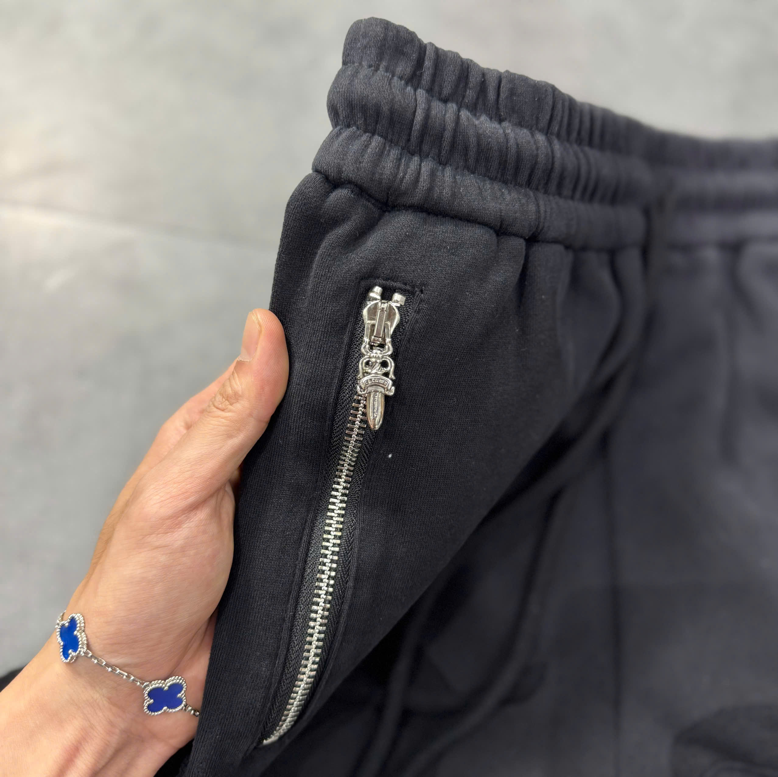 z7034893348858_186257e8675089133d763a678425e934