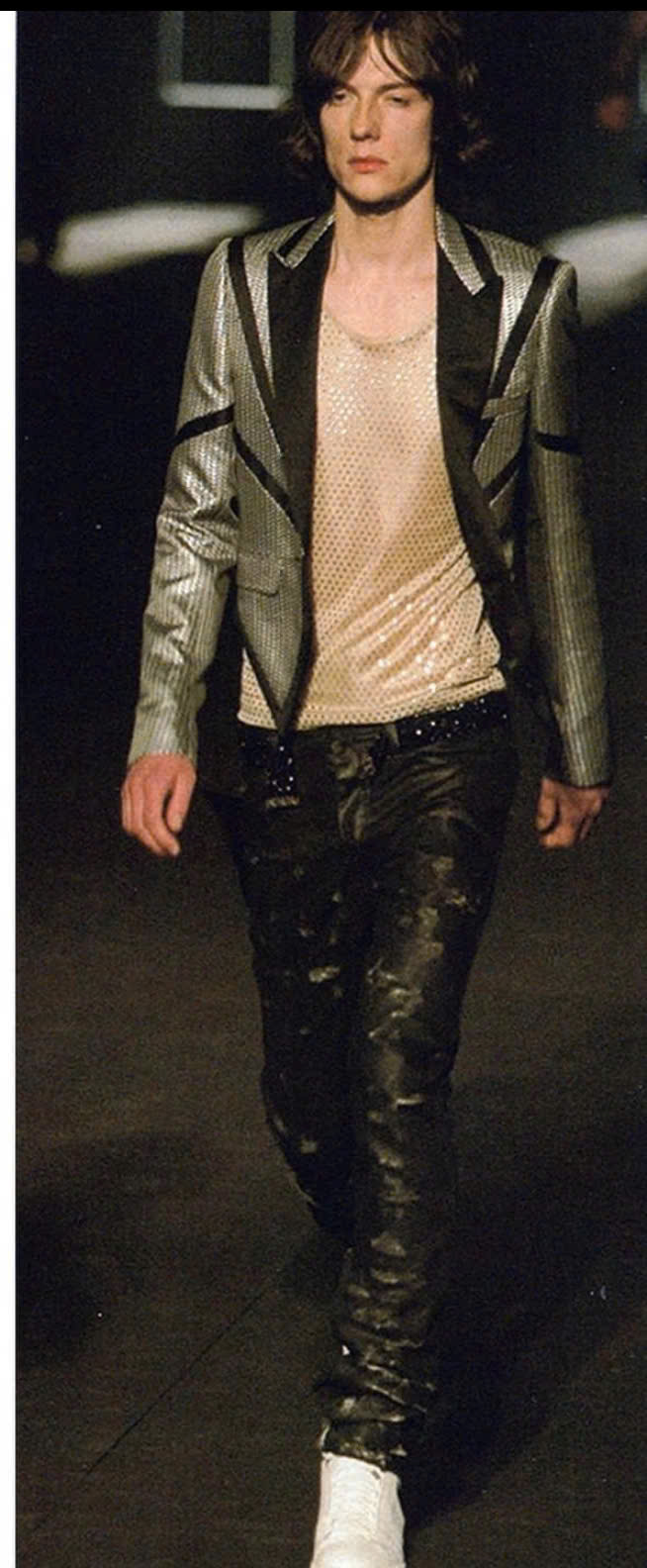 z7035062759204_2d22aae03b3b60d90895999330b72a78