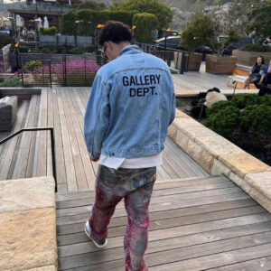 z7035071732263_237190e07956317e5249181c87469bbc