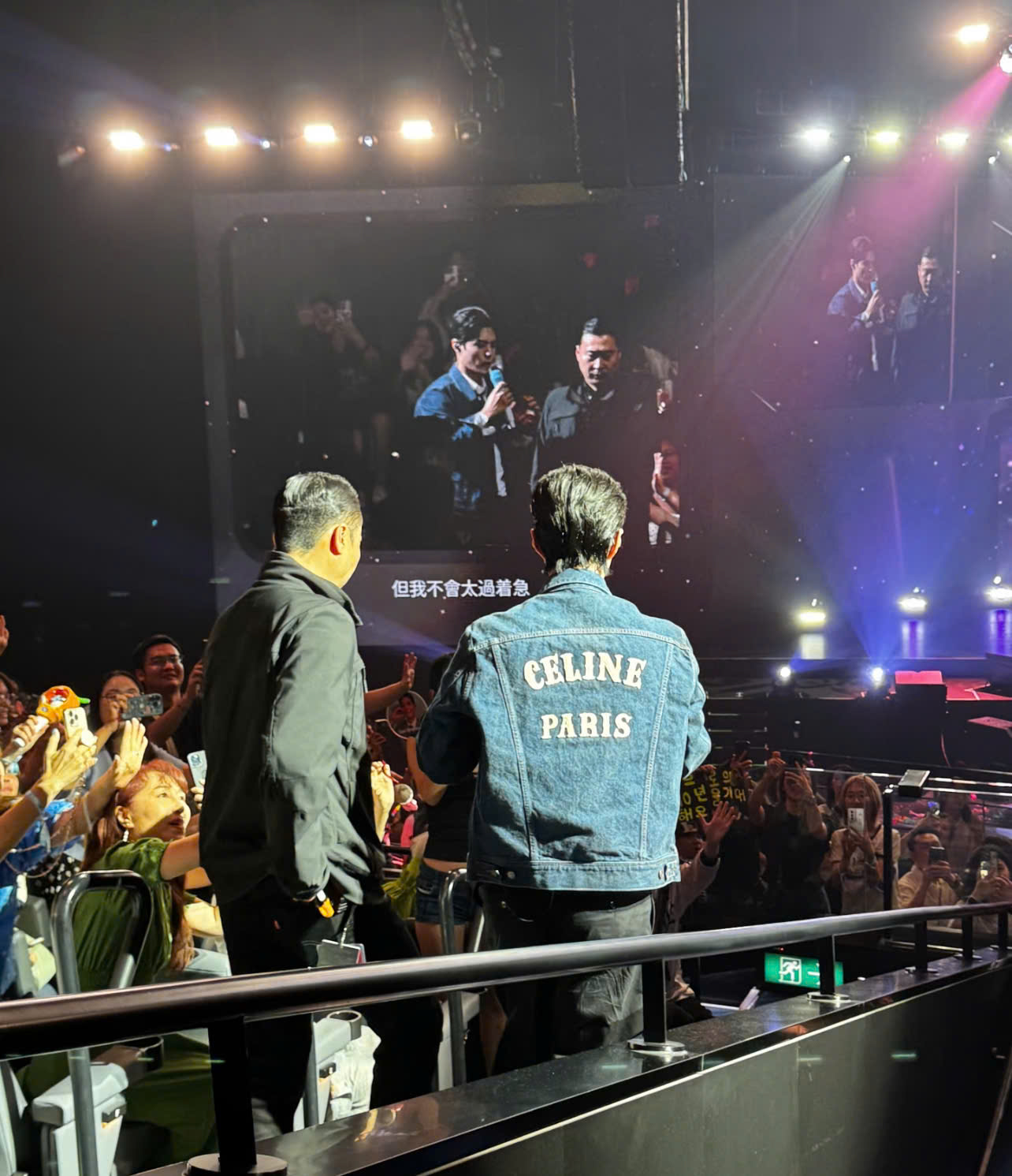 z7035073277452_90a1dc350baff23e0d59611f35d551c2