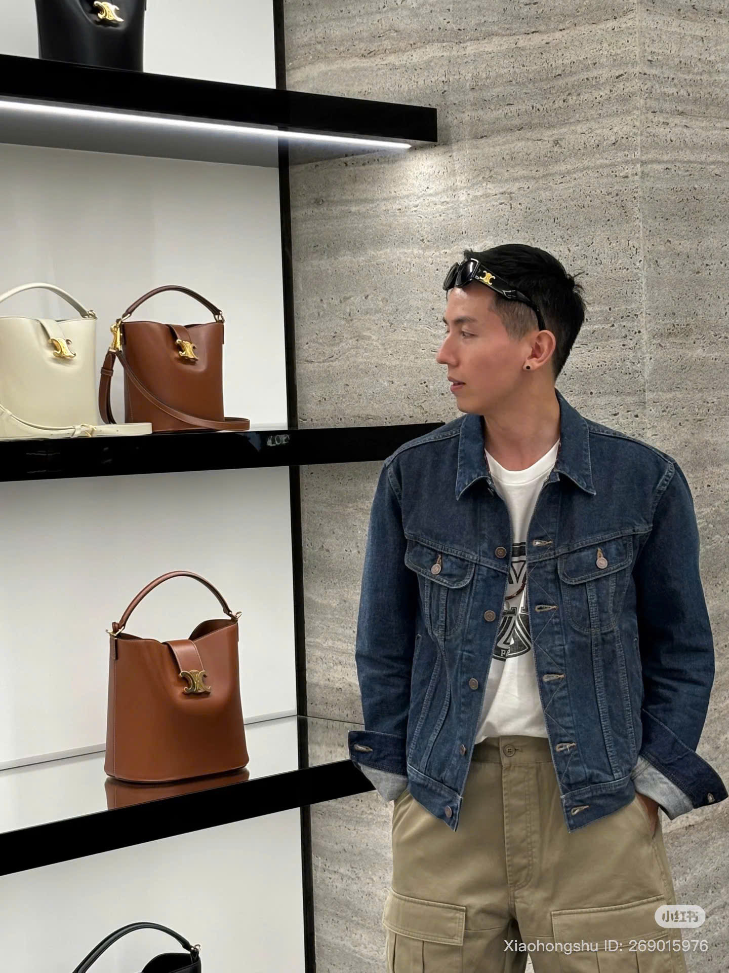 z7035073288386_4e3fa5a6d5a12ecb3030957511eb772c