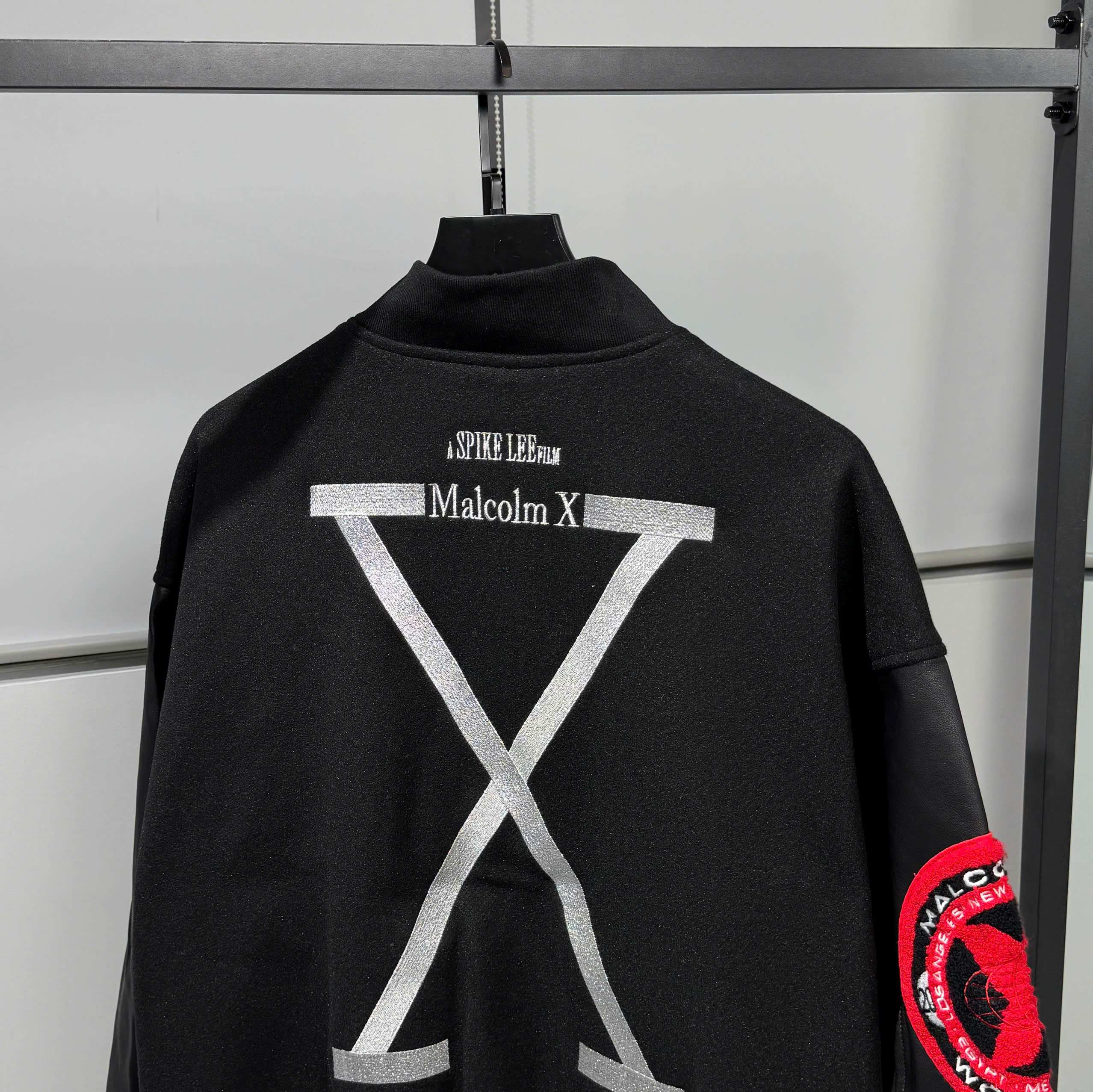 z7049416093921_576a080a5fe1393fb28f280fcb74eacc