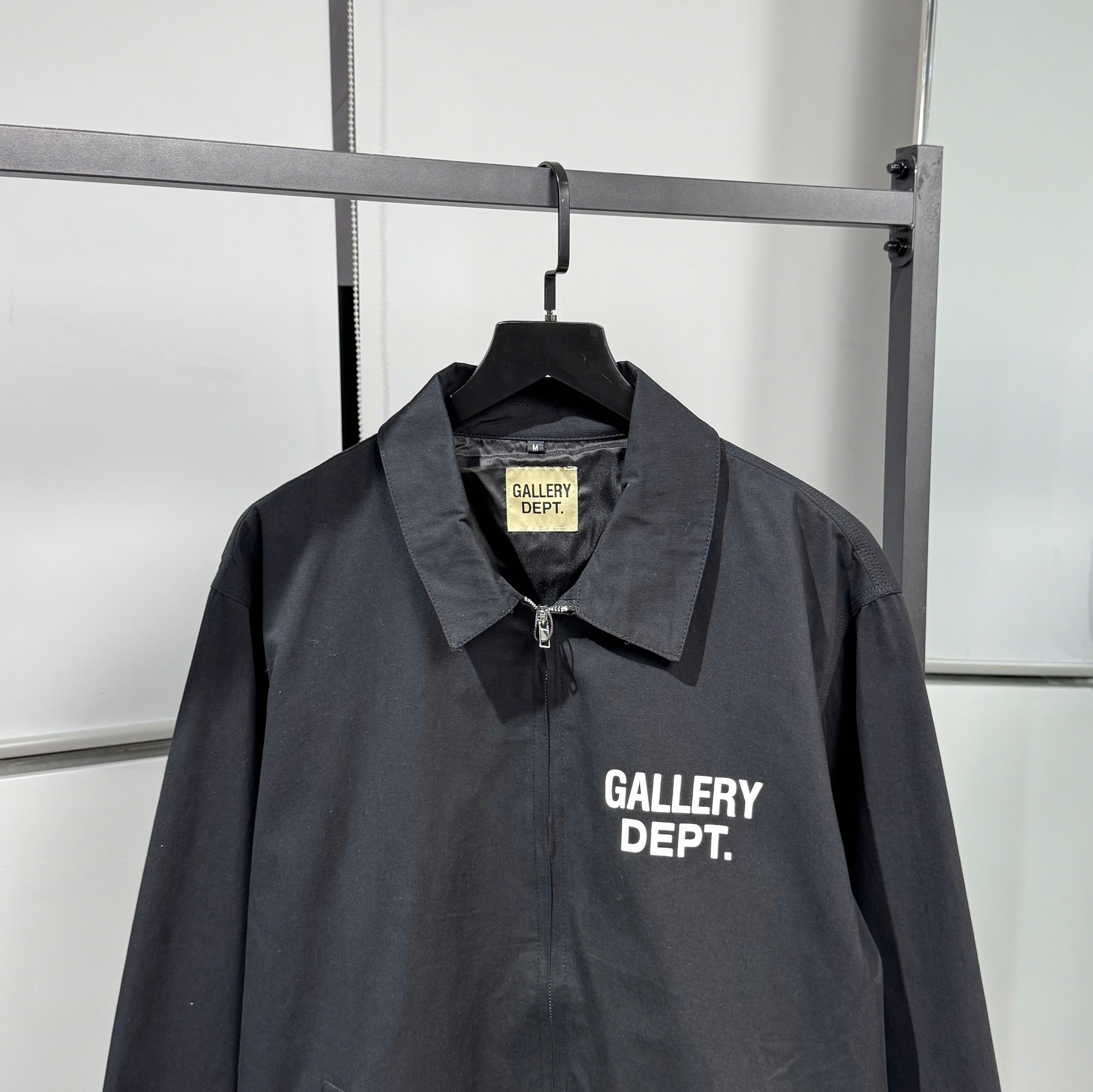 z7049418786894_82a52f7945990d4c5c3e8a3dec12d953