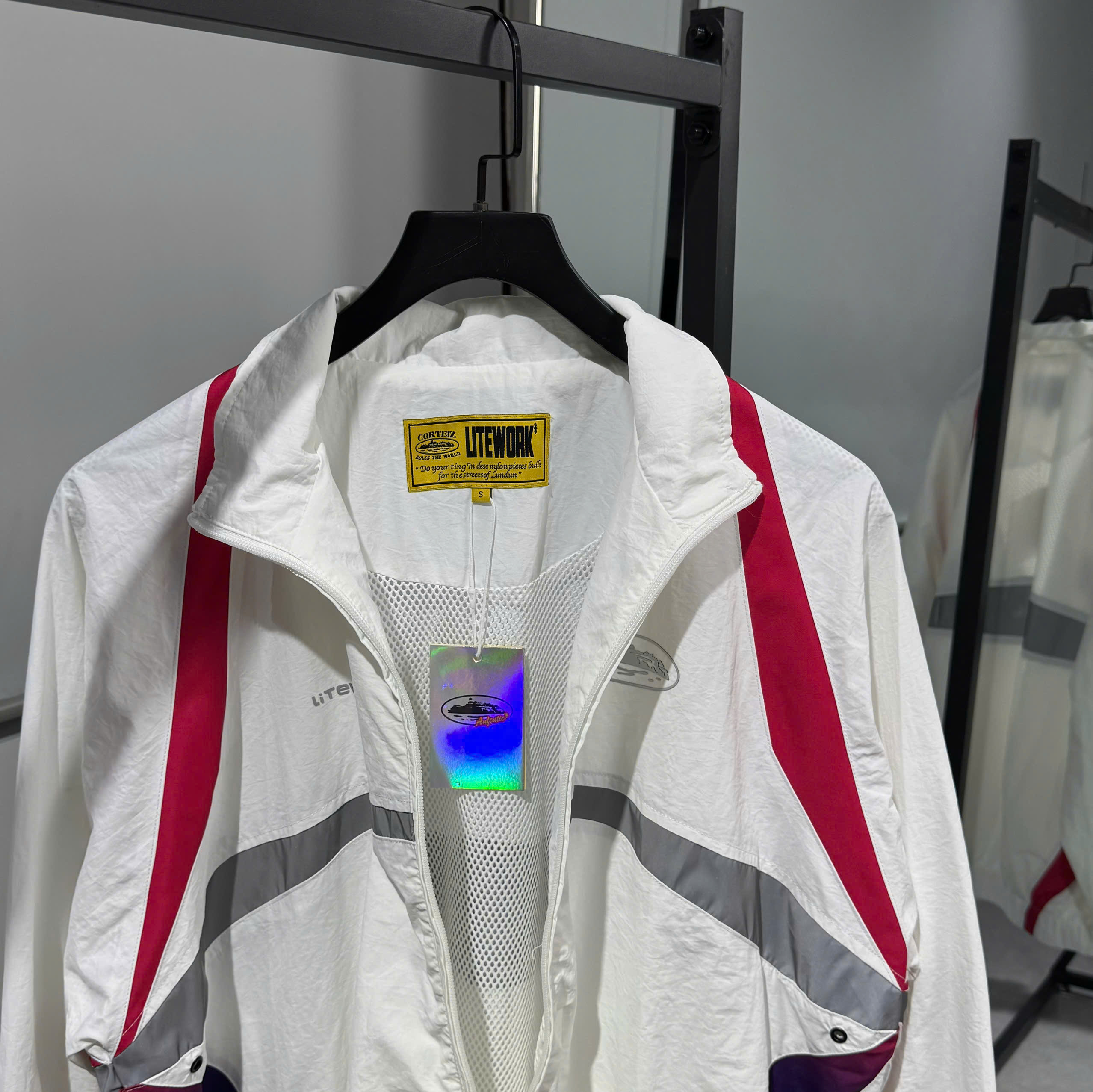 z7049420787316_9692a4a41028c9d7498e3f05b98d647d