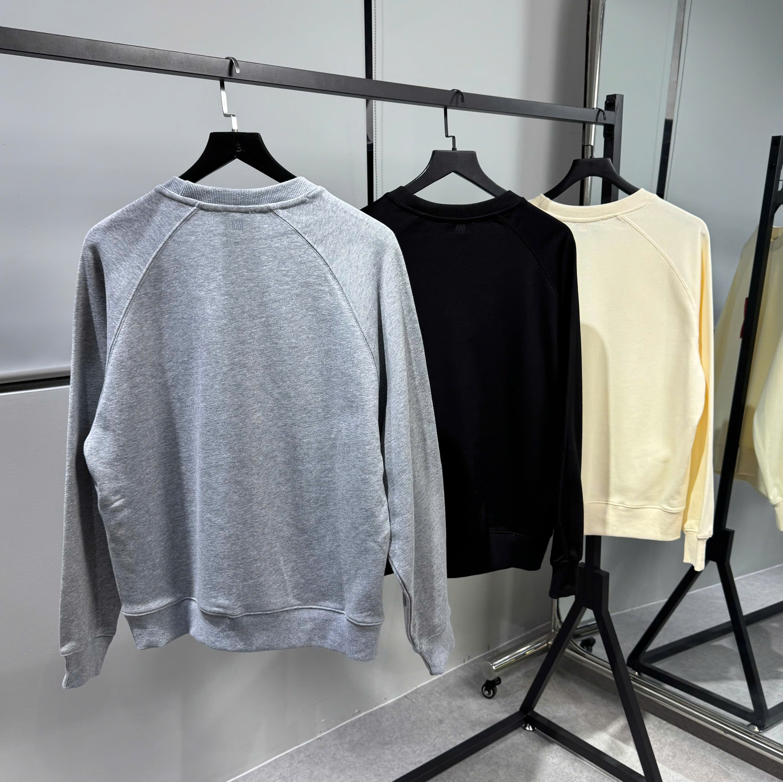 z7049426911652_f20947d8c860f7df70abeff0036a64a2