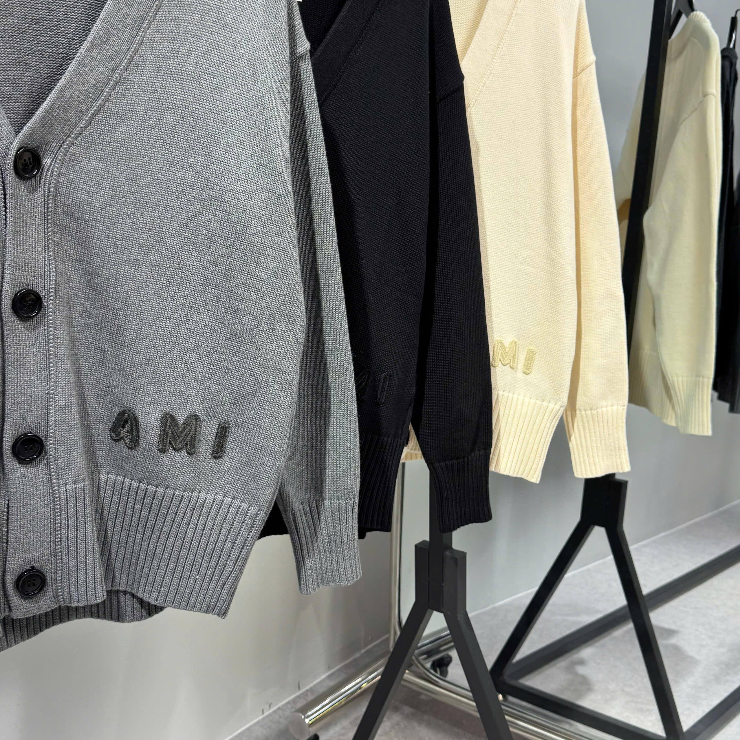 z7049429763822_33a67cf2a9ff931fb1030135a00c43af