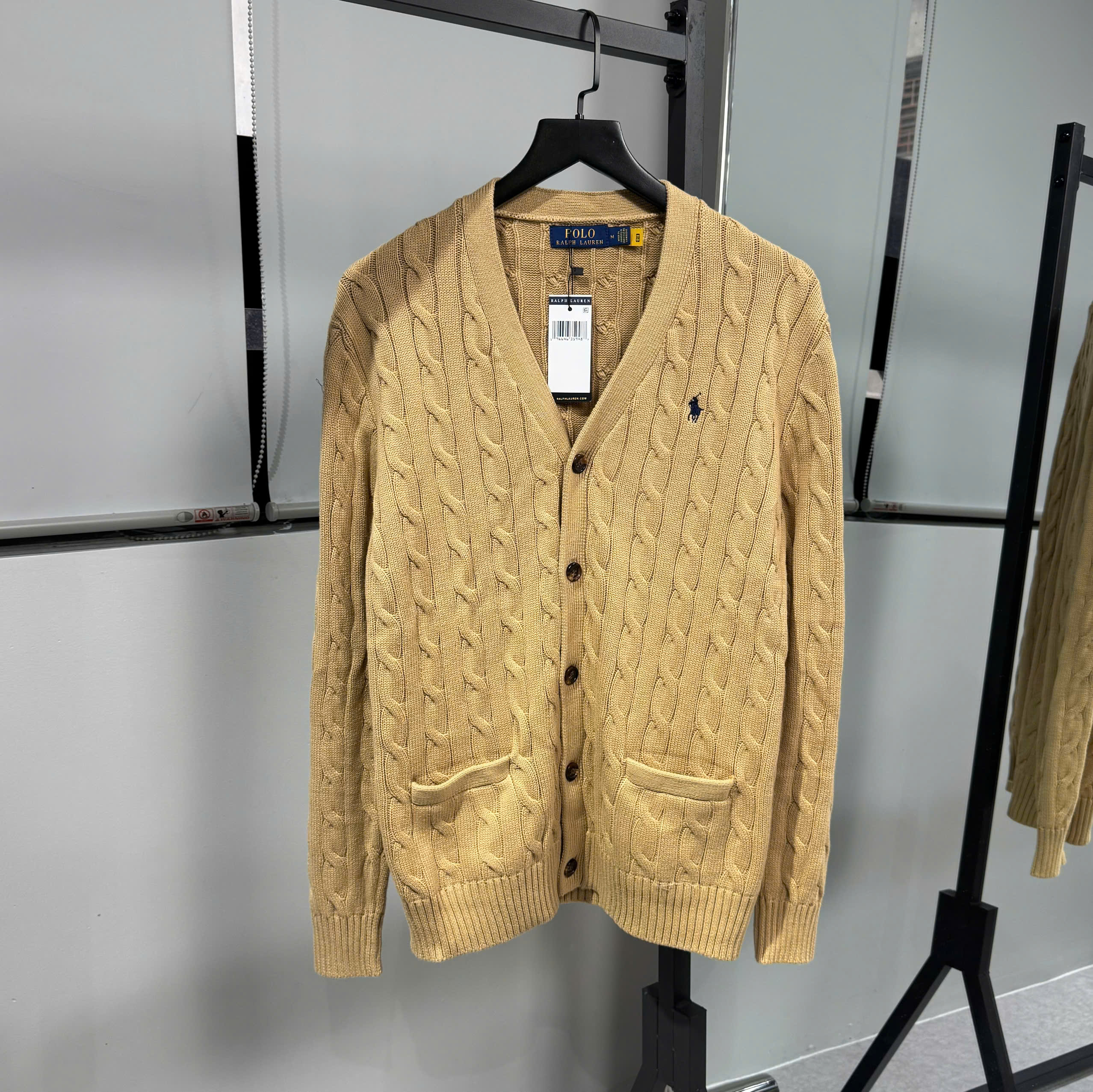 z7049433764491_791c3cc22bcf20305159ab4516b69948