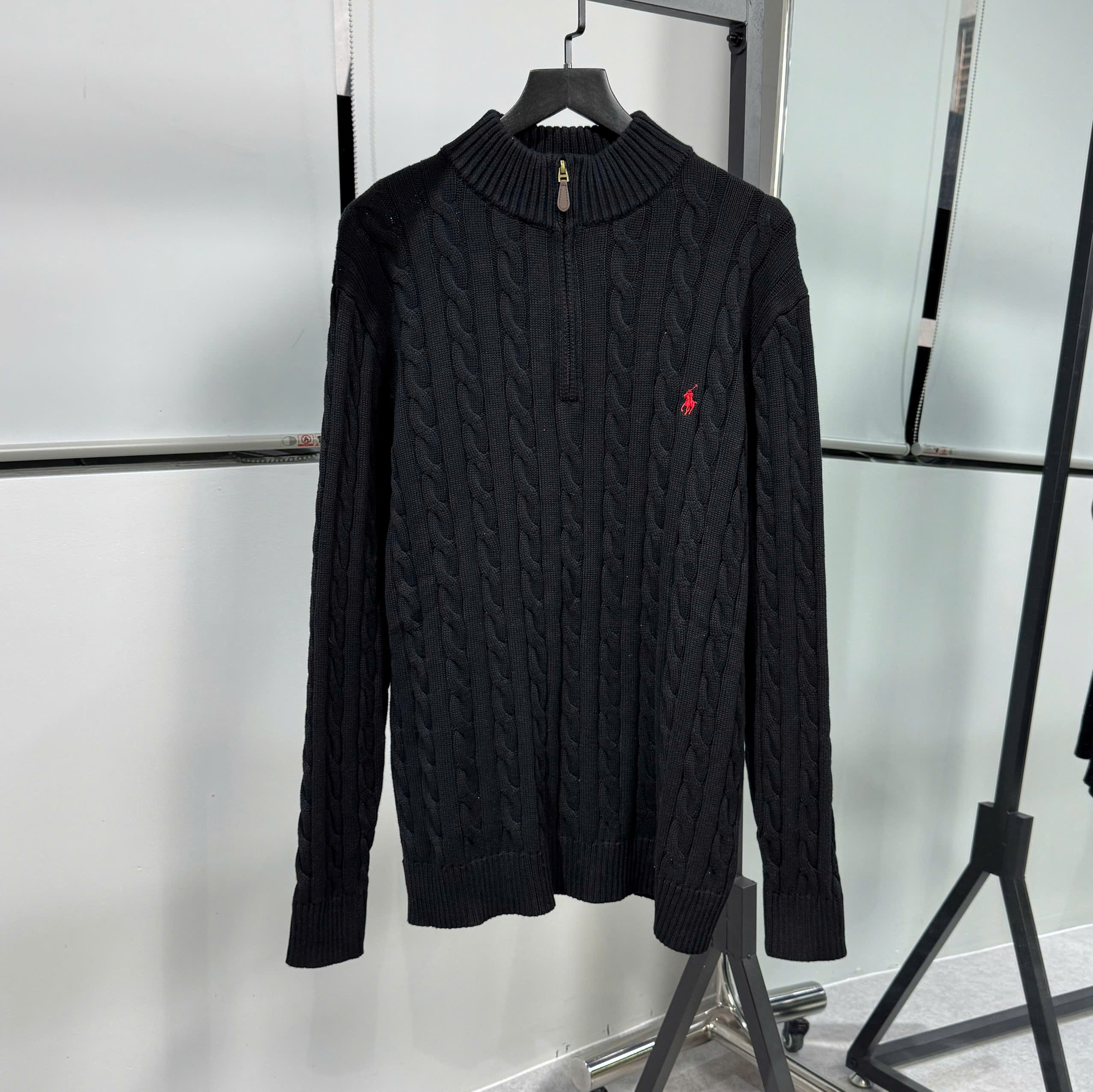 z7049434269944_ced8a2896044df841d5cccd49dc3fd89