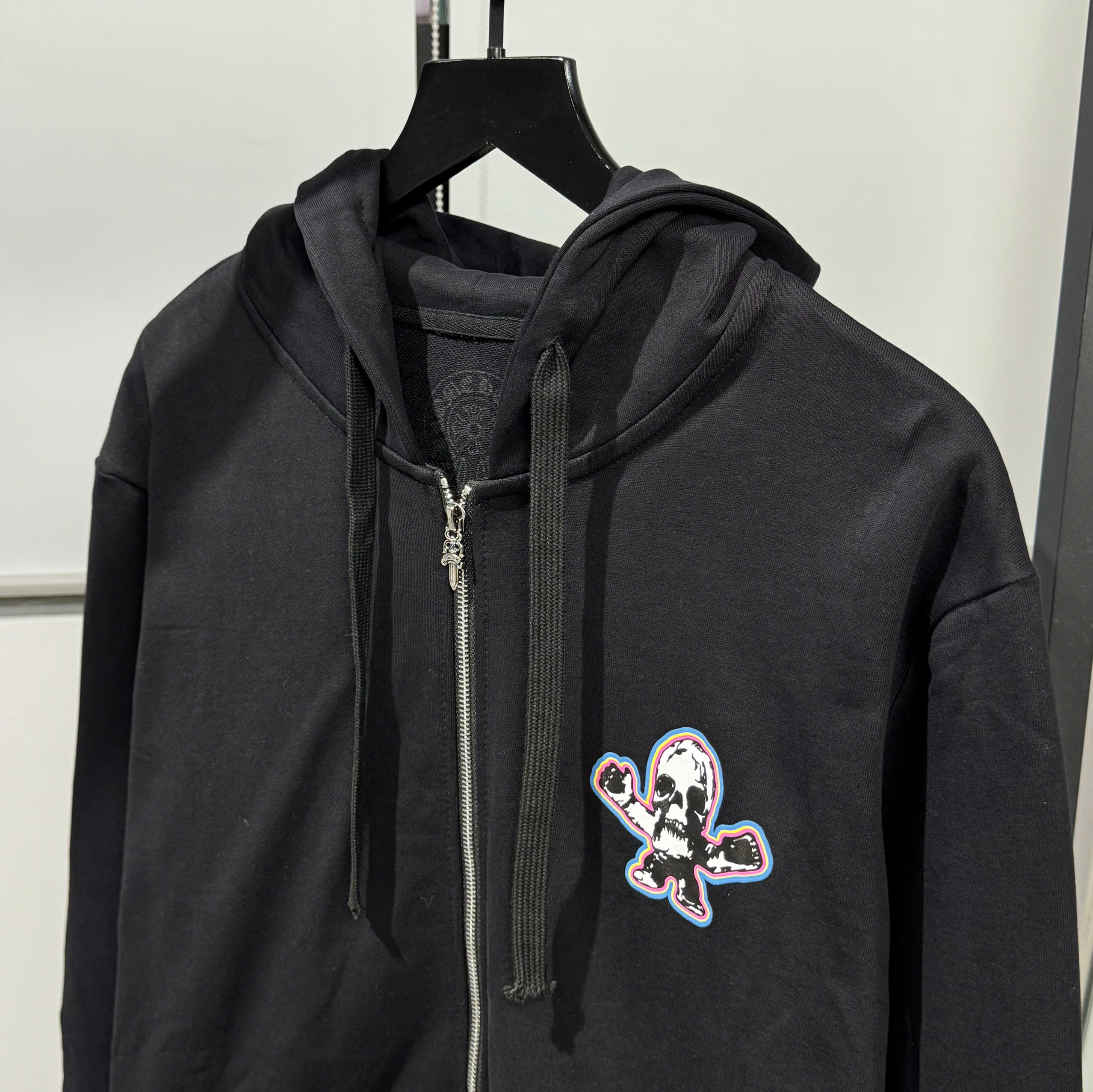 z7049436287186_444386e41c79bf82e24845cdd377acfa