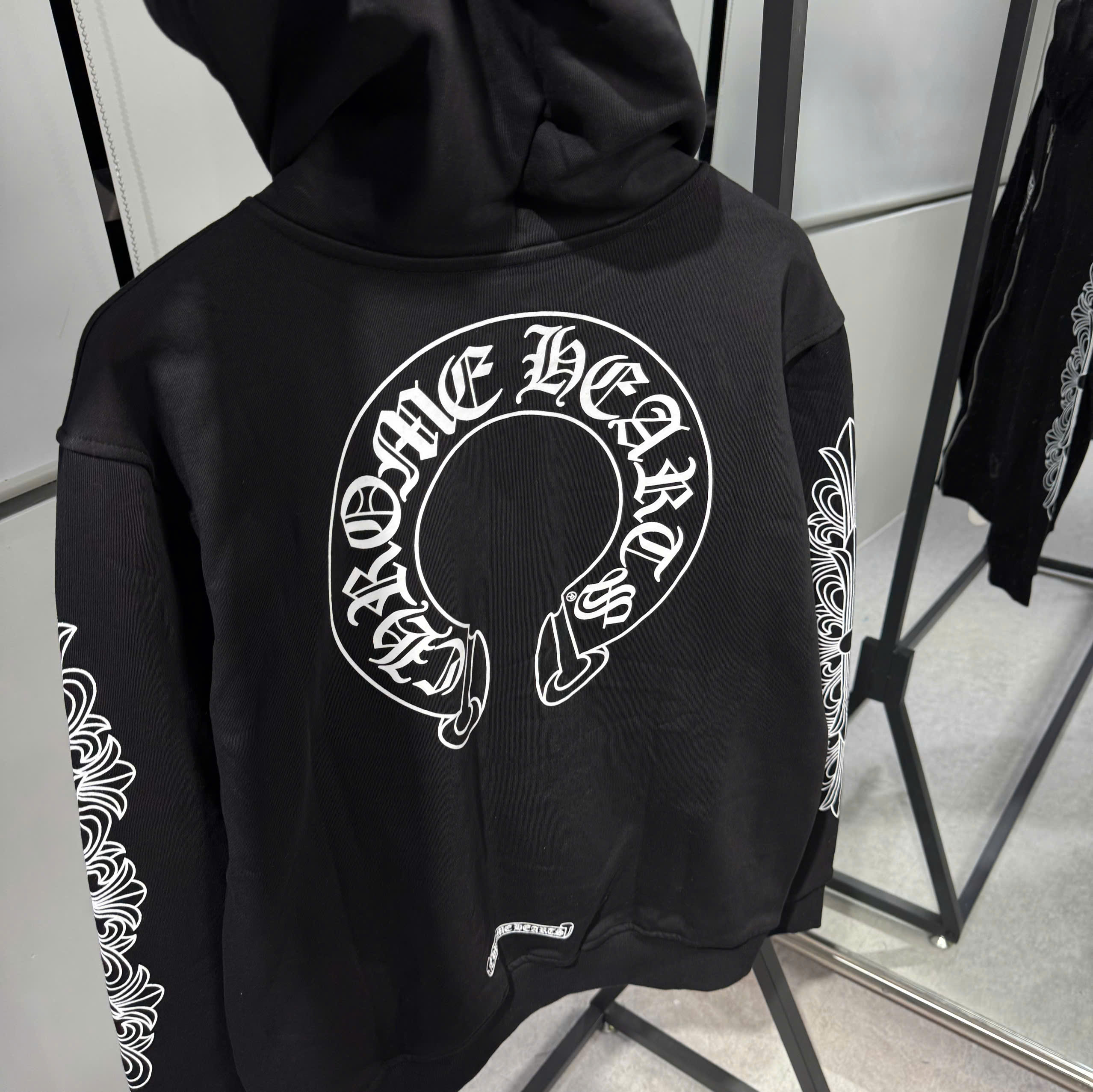 z7049437271071_2866c745c0c4da770db40eaf1134d250