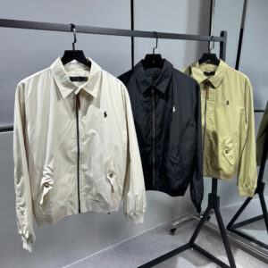 z7049441585880_4e718c41f07381760ce5a3bde739ca9e