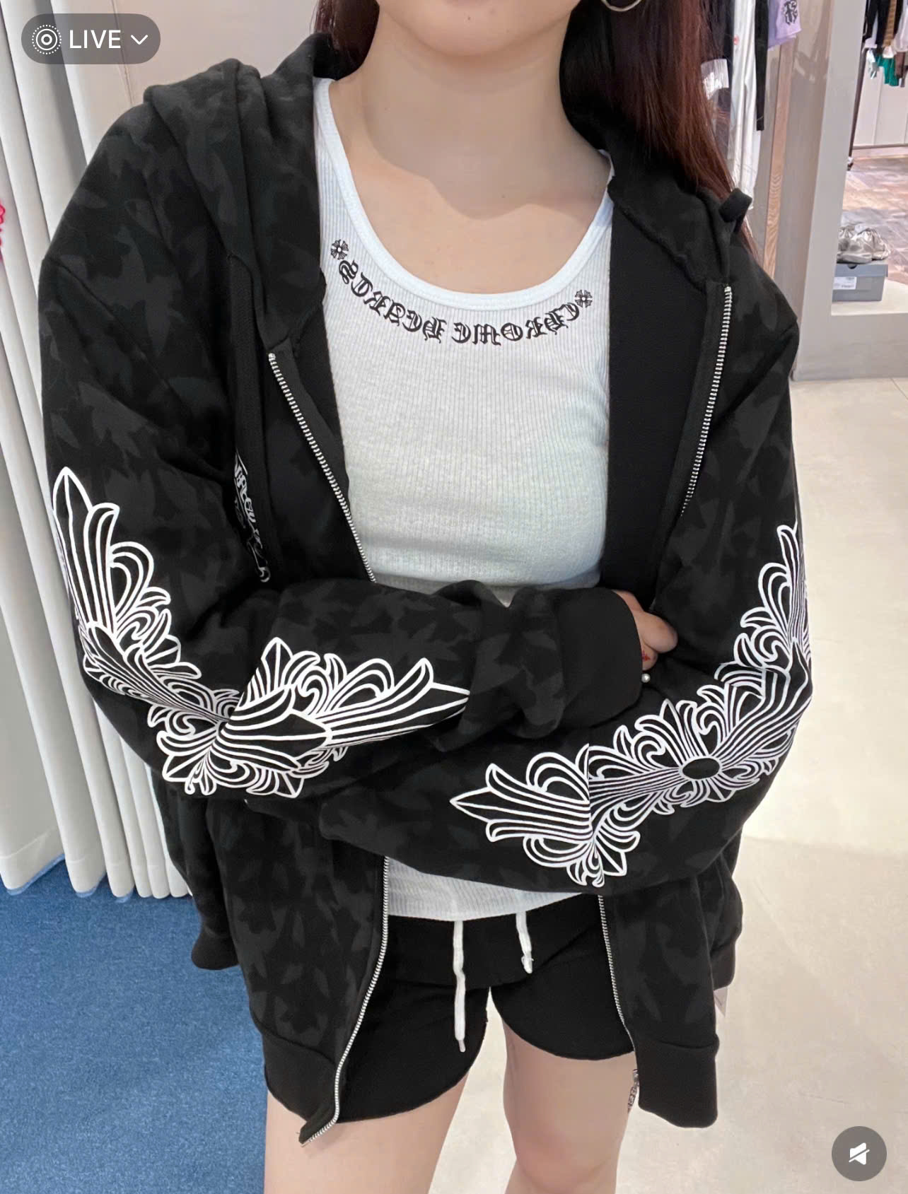 z7052026991880_56a9da6ebb01c60b8a5d2fb0f3757afa