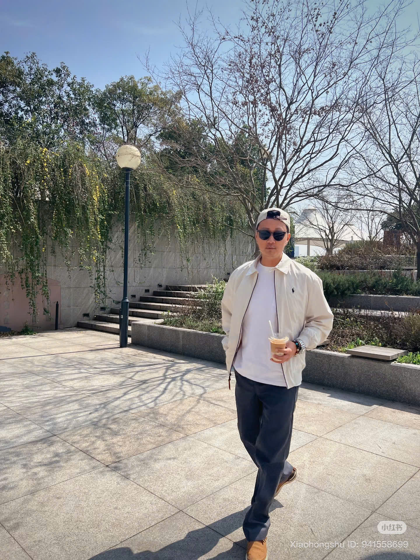 z7052047943266_21eae1495b92c872550d2e3fe92d1f87