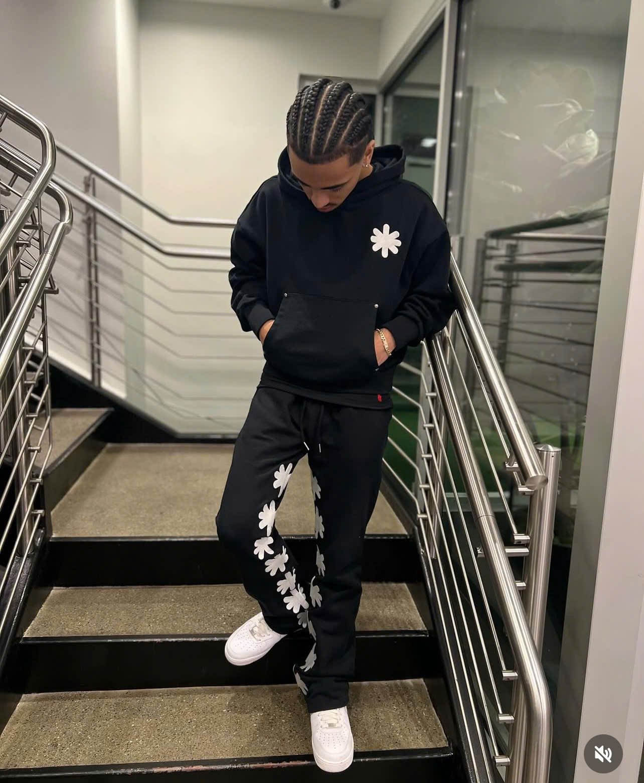 z7052048991733_a6ac2cbcb3ac731c7c7025595e9fbb83