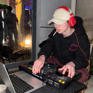 z7052051237740_f2baf2d8bea6b50eb62e21f90e20a0f7