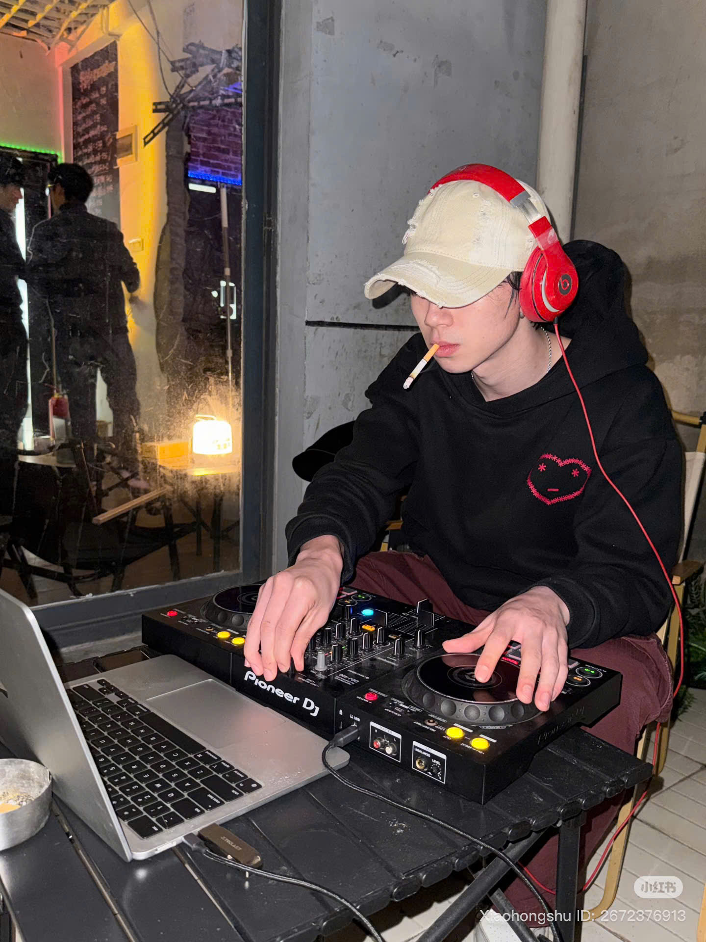 z7052051237740_f2baf2d8bea6b50eb62e21f90e20a0f7