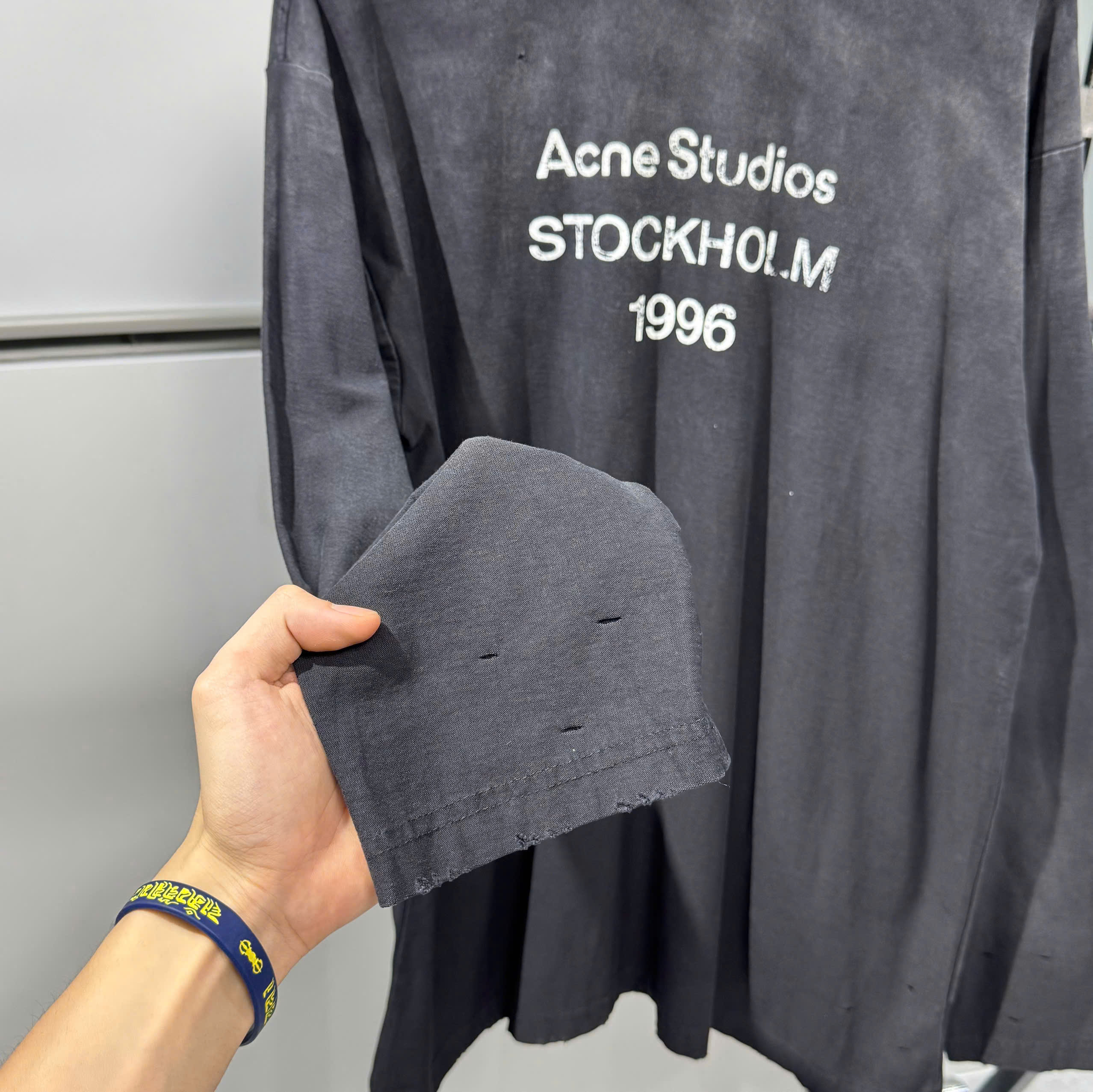 z7070544610128_97ea594e17d1187e045c8ee3fe7e1930