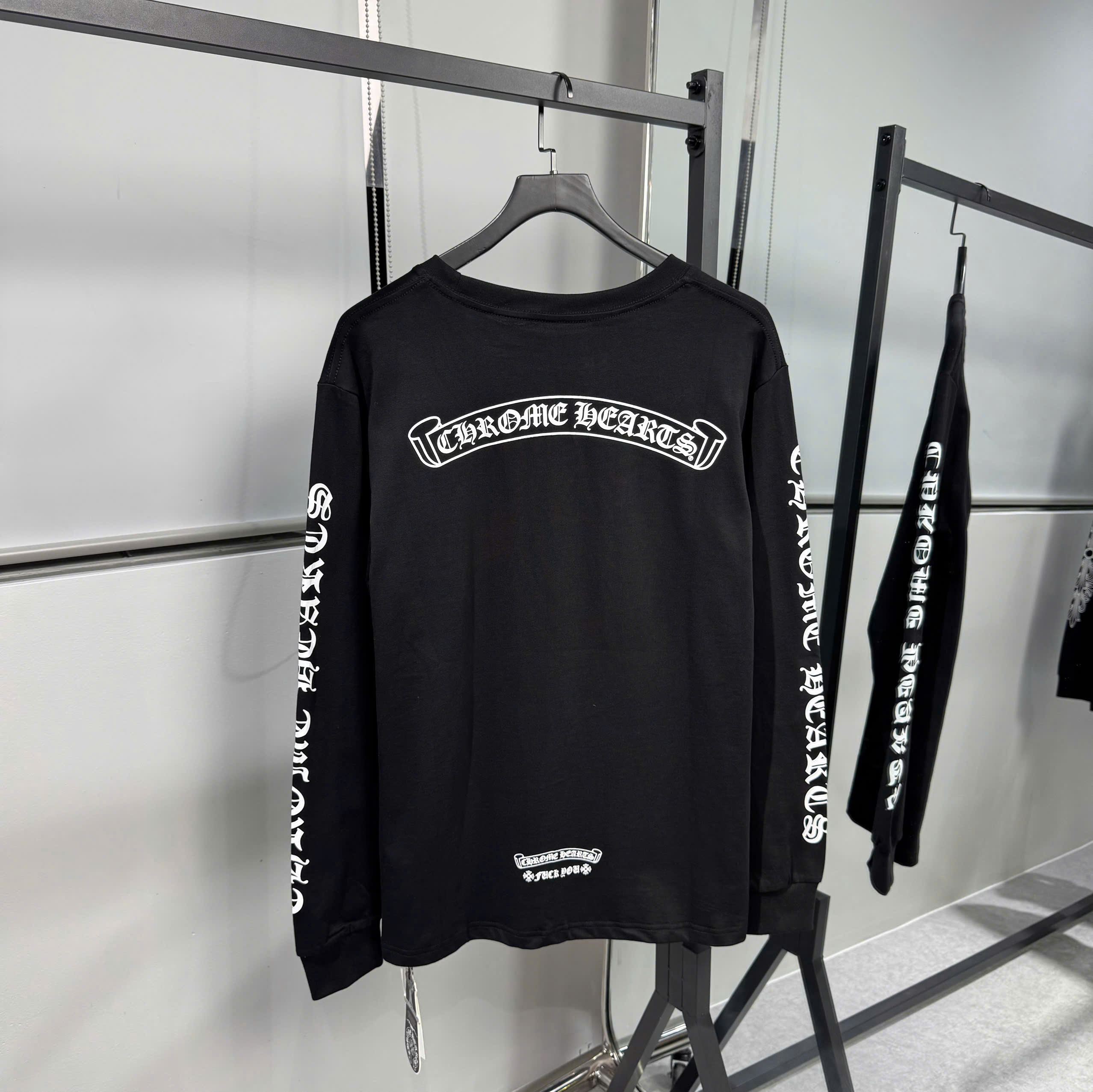 z7070544637579_5e7b4c536535f5f1aff9d6958615abf5