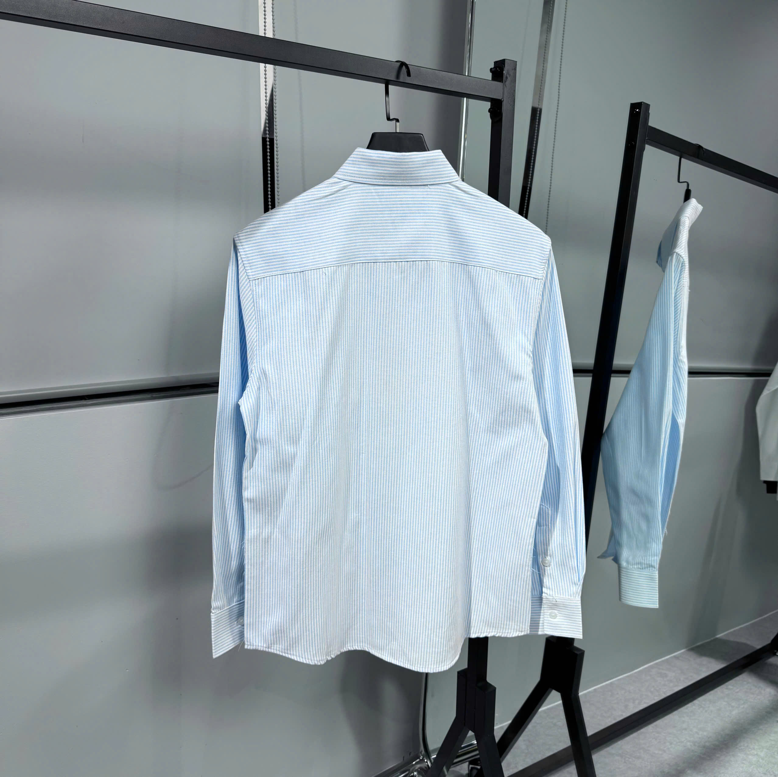 z7070551608822_70746f22a1c3b3f9f95d8a8e84bc0673