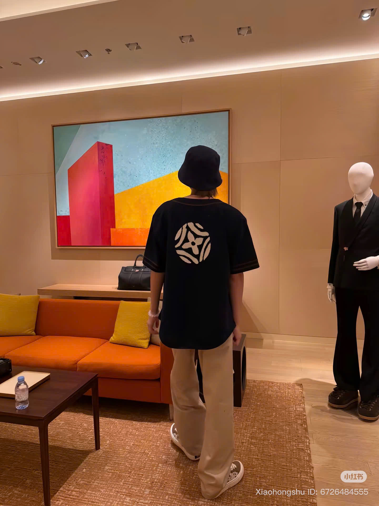 z7070553088730_4b456456bb7553265aede353372e135d