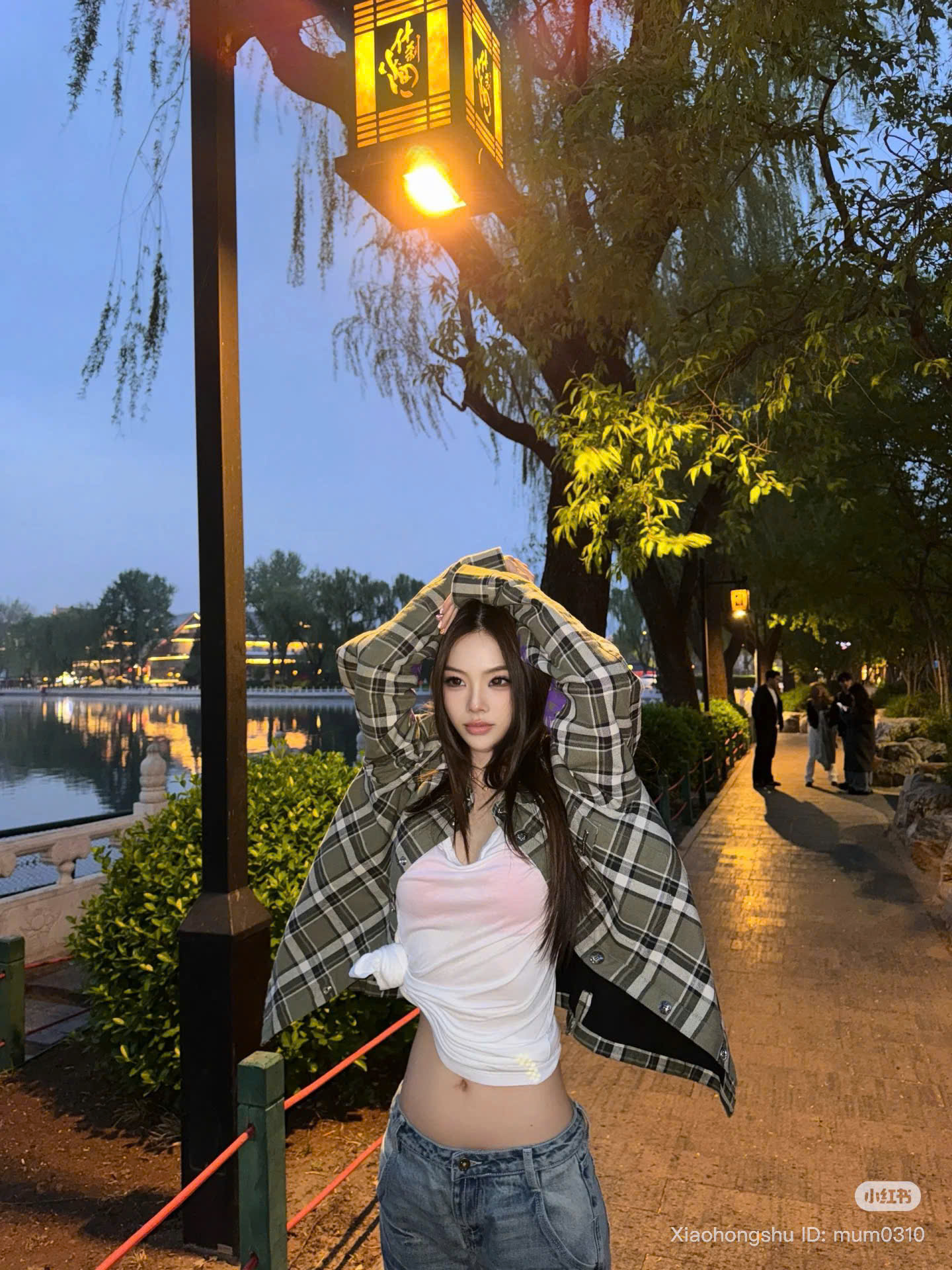 z7070556370563_b556fcd739cf95e16875d5fada7188d4