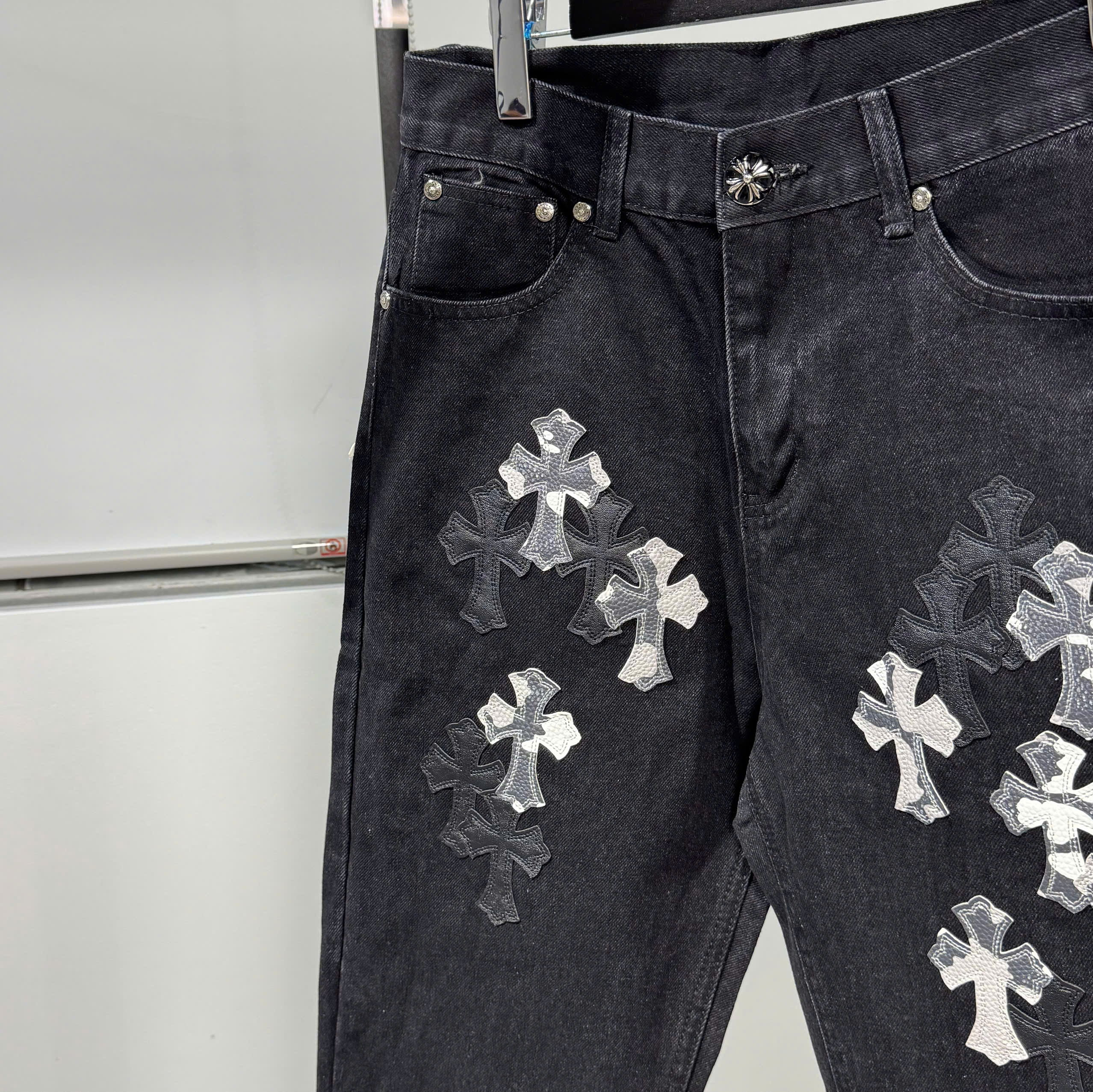 z7076818674856_4669f48c5a25aeec88a2f28bf8dfc069