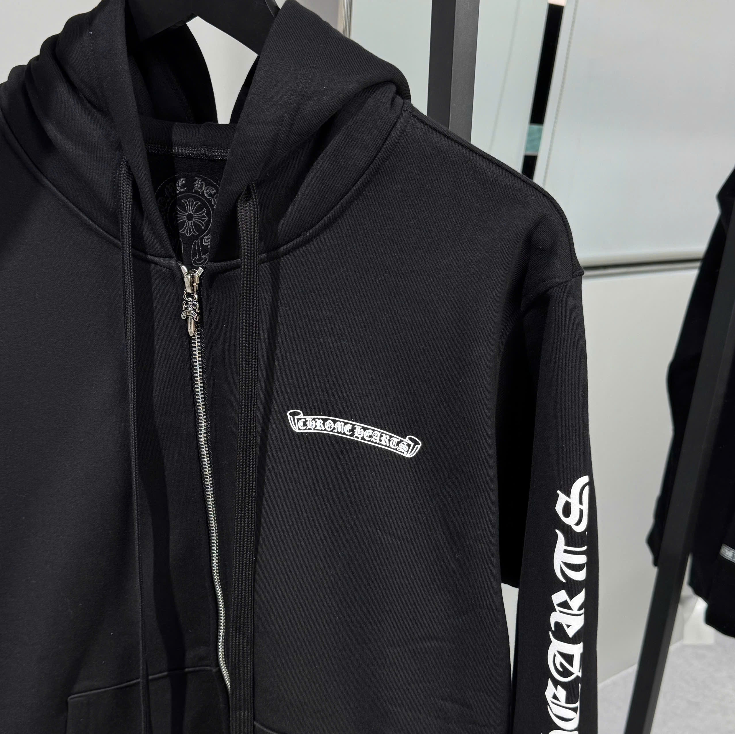 z7076820412909_3357770880af51a2cac0b4a333a21c07