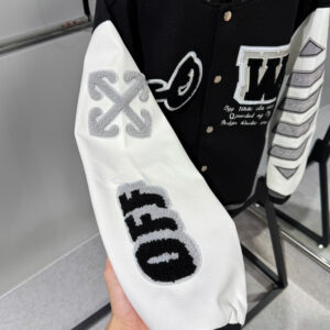 z7076821547761_7d17e4d779e973c38071e80d49069ed8