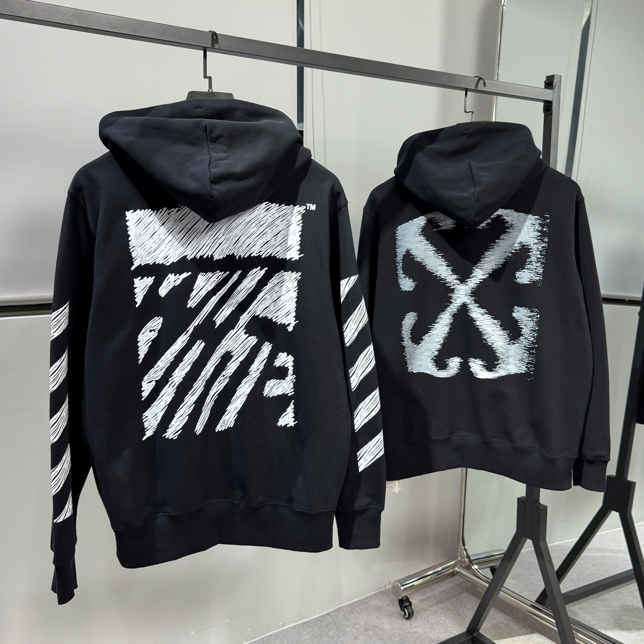 z7076822771623_792ac7dc7087fafa9d17f3215c043477