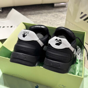 z7076850110222_c372e662269ece40c0bc384a6bdeb16f