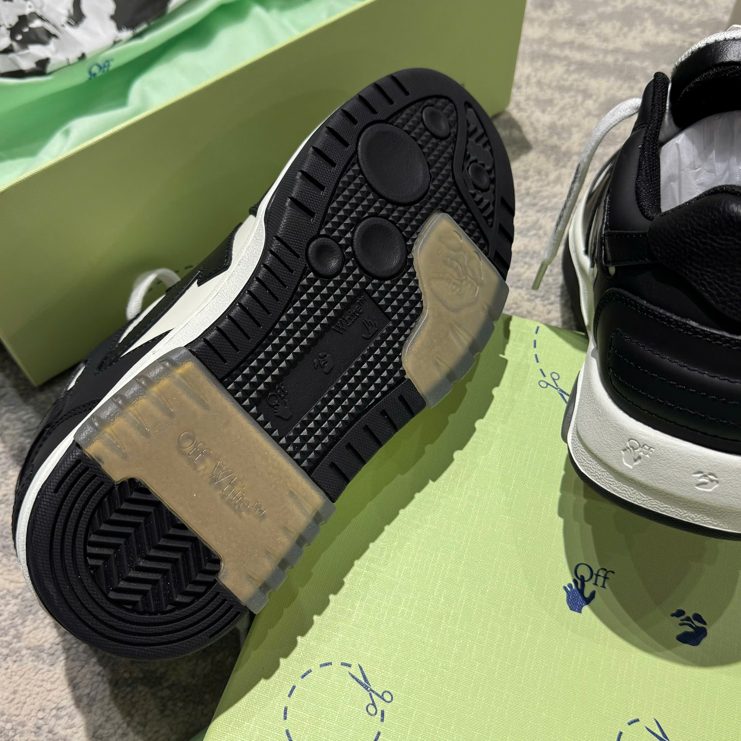 z7076850755393_b111856117341576504070f9339b8e72