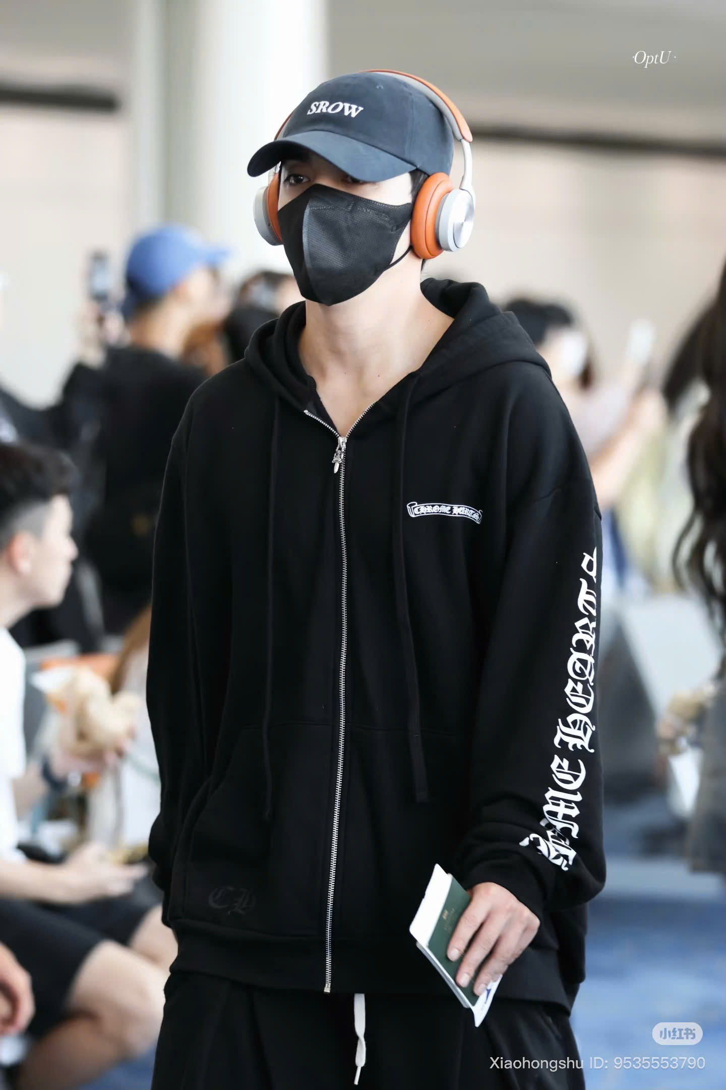 z7081295413311_9fb1fa7b099c7d076bdb4aa6953bf8db