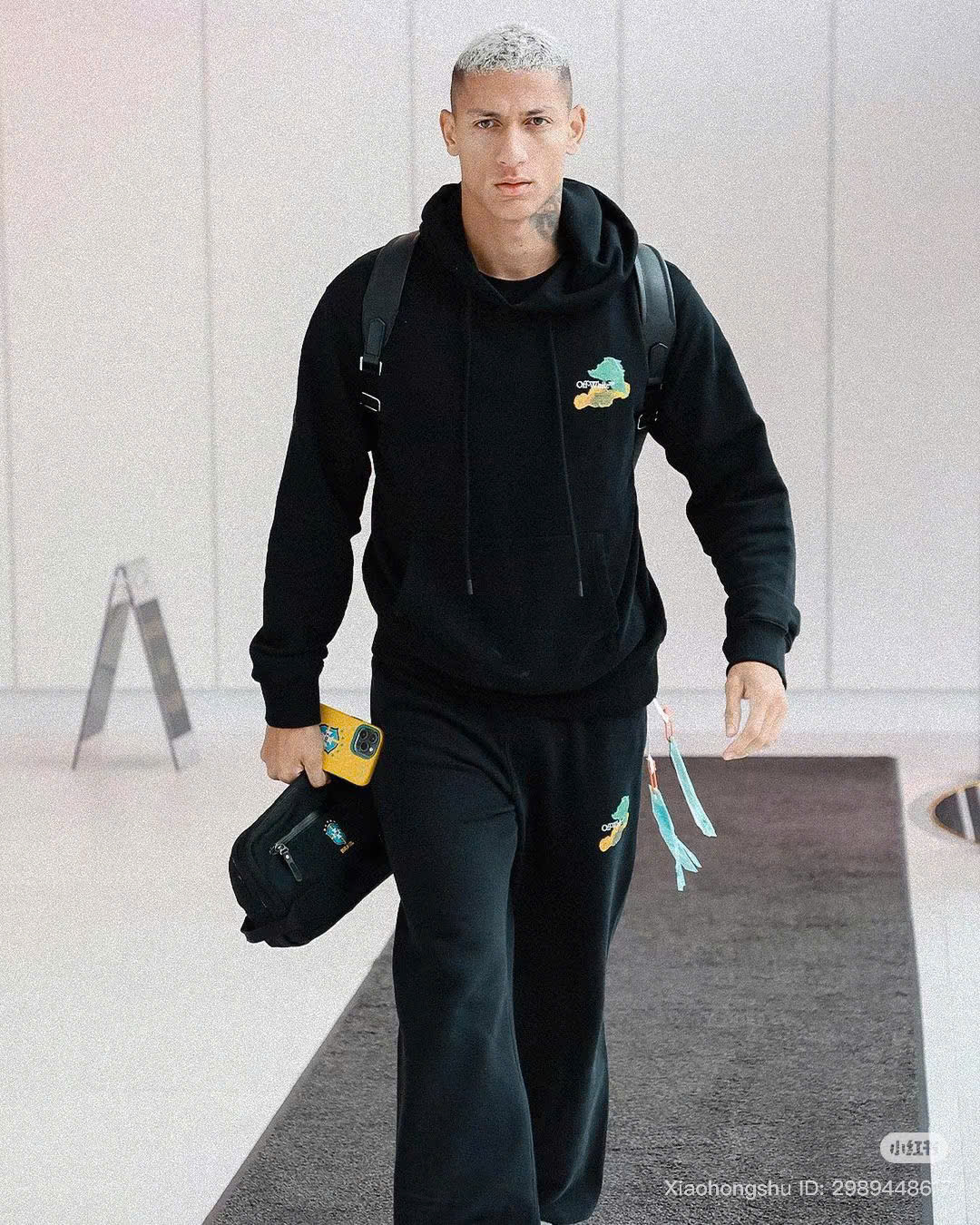 z7081297370814_1883b4a7259934e9bd4d474b9cd38571