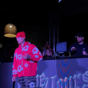 z7081306237106_79b97bb2c60c62826888e99d0b83b593