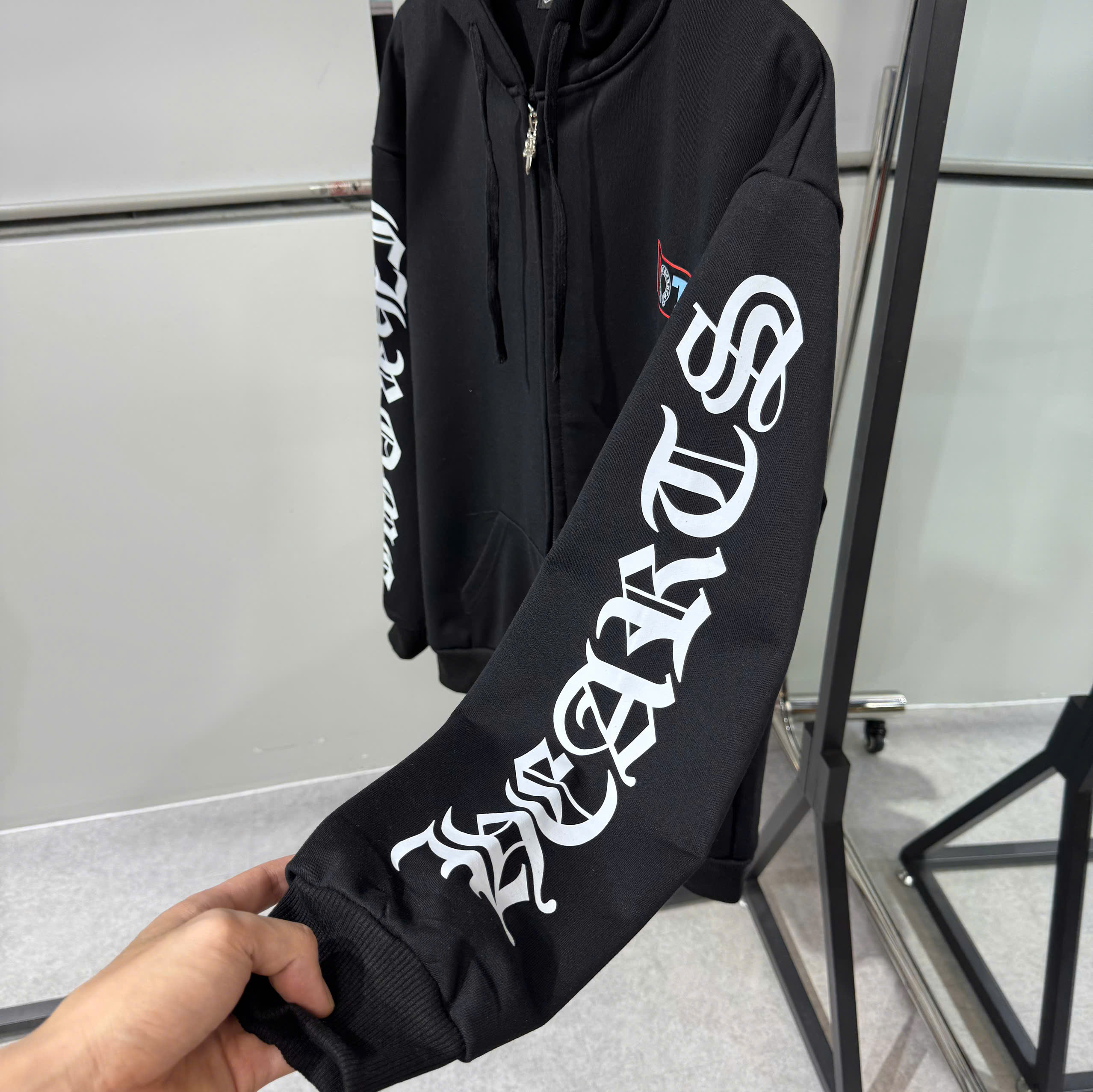 z7097482688386_da3651d72dea51732fd74563650cc967